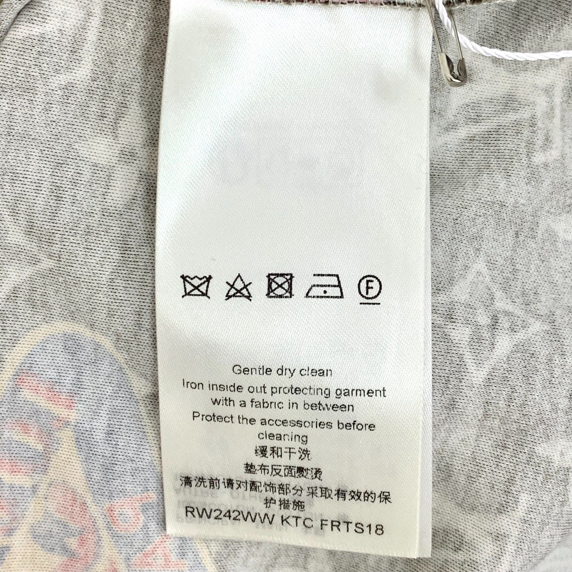 Louis Vuitton Louis Vuitton H31936 Patch Monogram T-Shirt US M Size US M / EU 48-50 / 2 - 6 Thumbnail