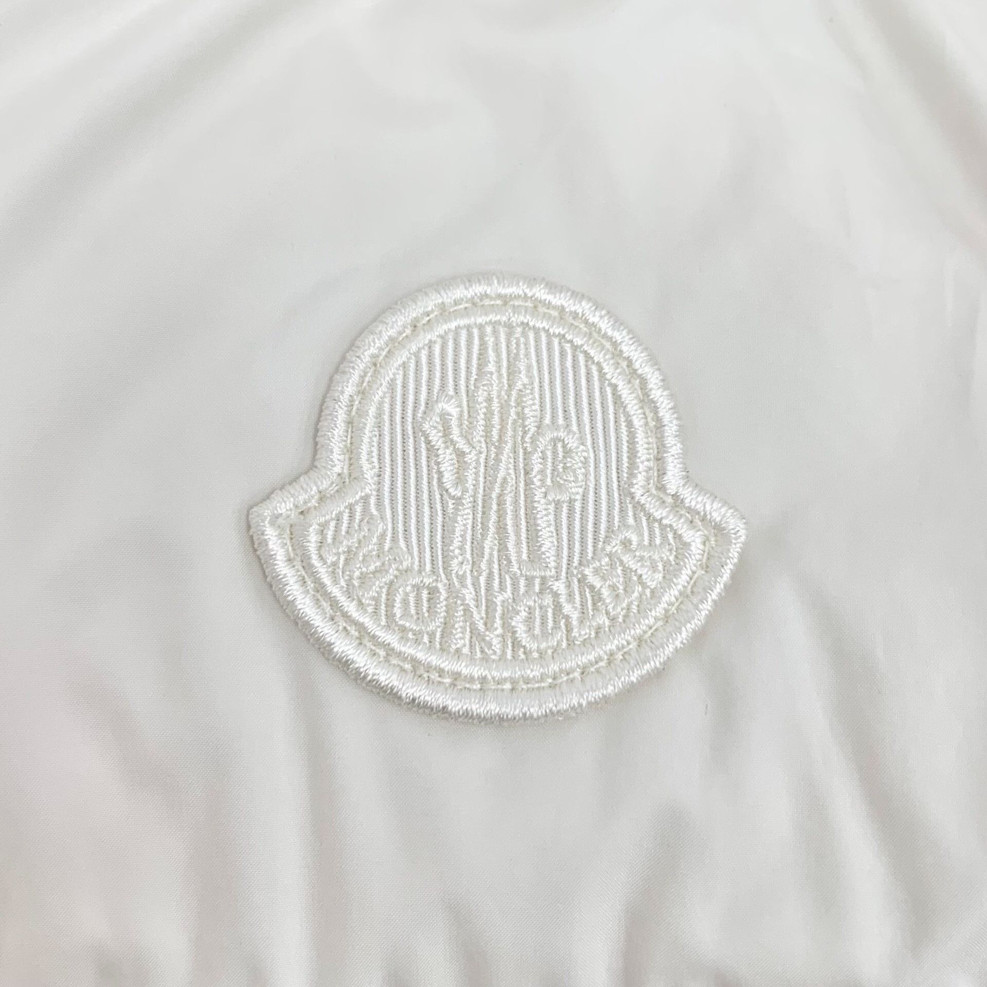 Moncler Moncler White Fur Trim Locustelle Down Jacket Size 4 Size L / US 10 / IT 46 - 6 Thumbnail