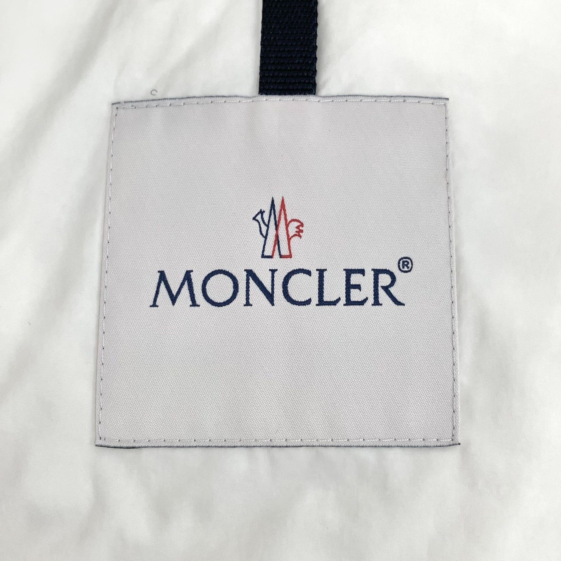 Moncler Moncler White Fur Trim Locustelle Down Jacket Size 4 Size L / US 10 / IT 46 - 7 Thumbnail