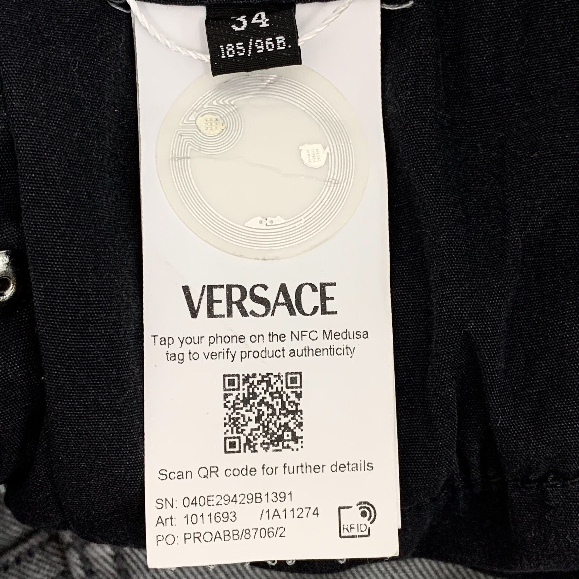 Versace Versace Light Gray Wash Denim Jeans Size 34 Size US 34 / EU 50 - 9 Thumbnail