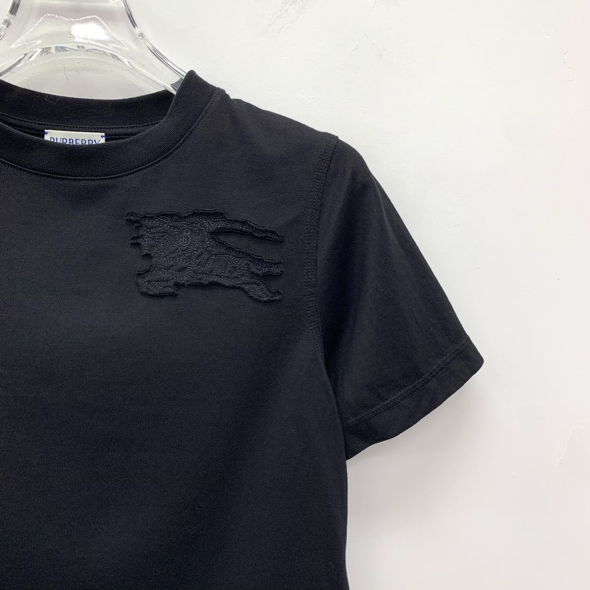Burberry Burberry EKD Embroidered T-Shirt 10Y Size US XXS / EU 40 - 4 Thumbnail