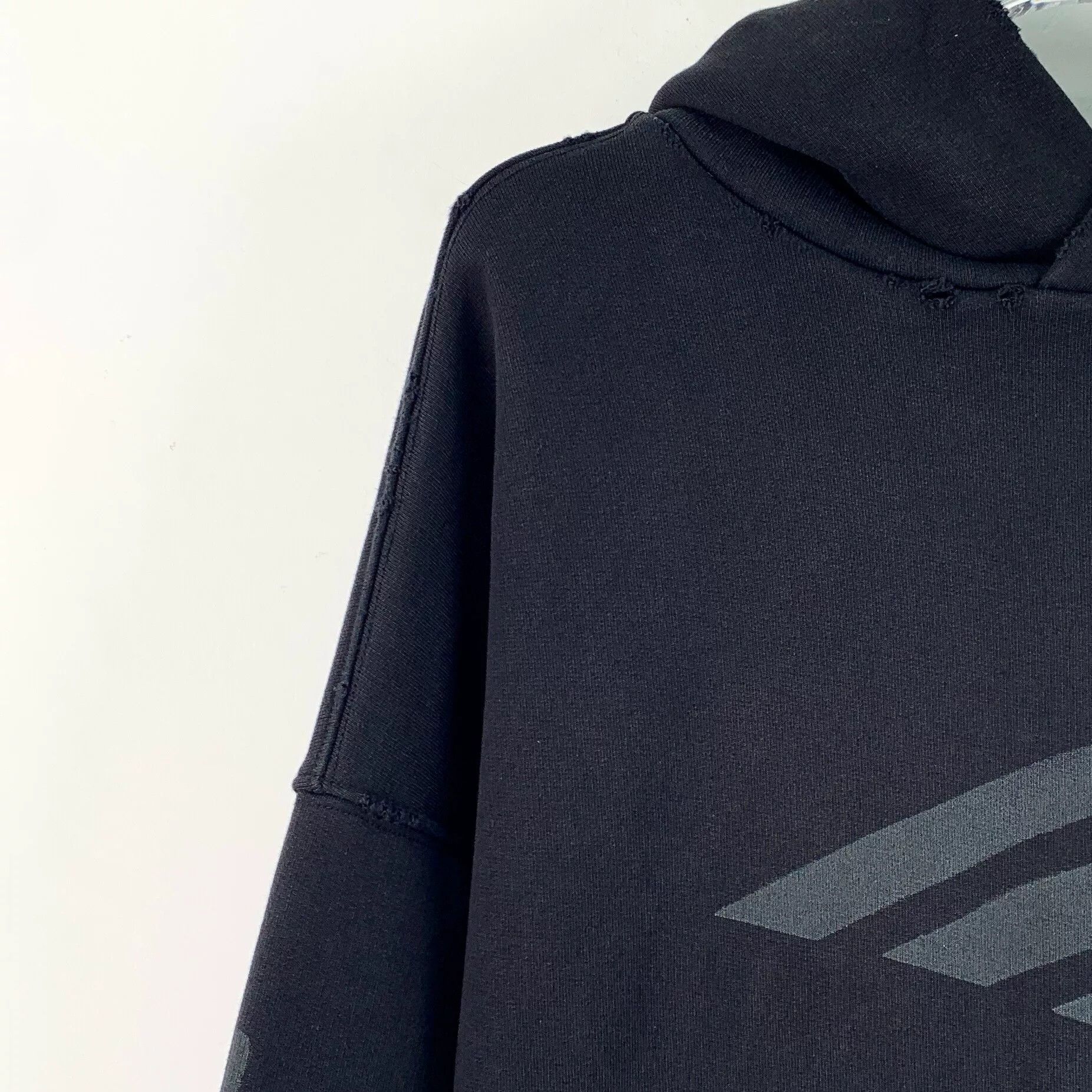 Balenciaga Balenciaga 3B Logo Faded Hoodie M Size US M / EU 48-50 / 2 - 4 Thumbnail