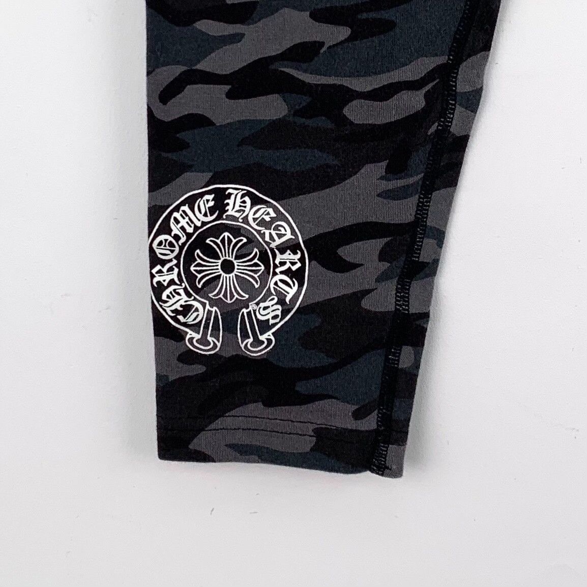 Chrome Hearts Chrome Hearts Camo Print Leggings S Size US 30 / EU 46 - 6 Thumbnail