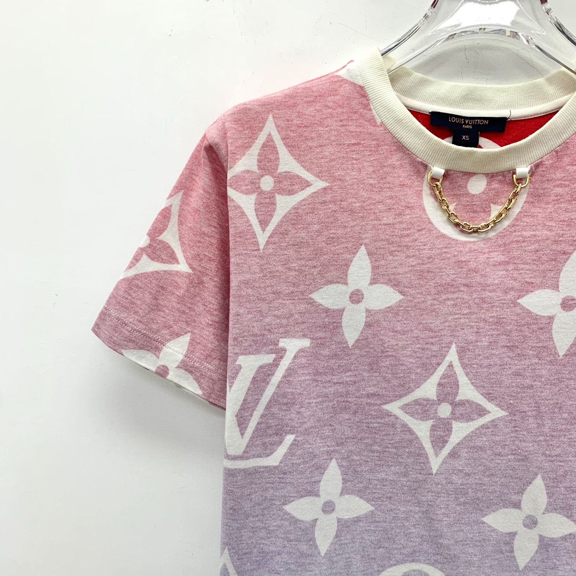 Louis Vuitton Louis Vuitton Gradient Monogram Chain T-Shirt XS Size XS / US 0-2 / IT 36-38 - 4 Thumbnail