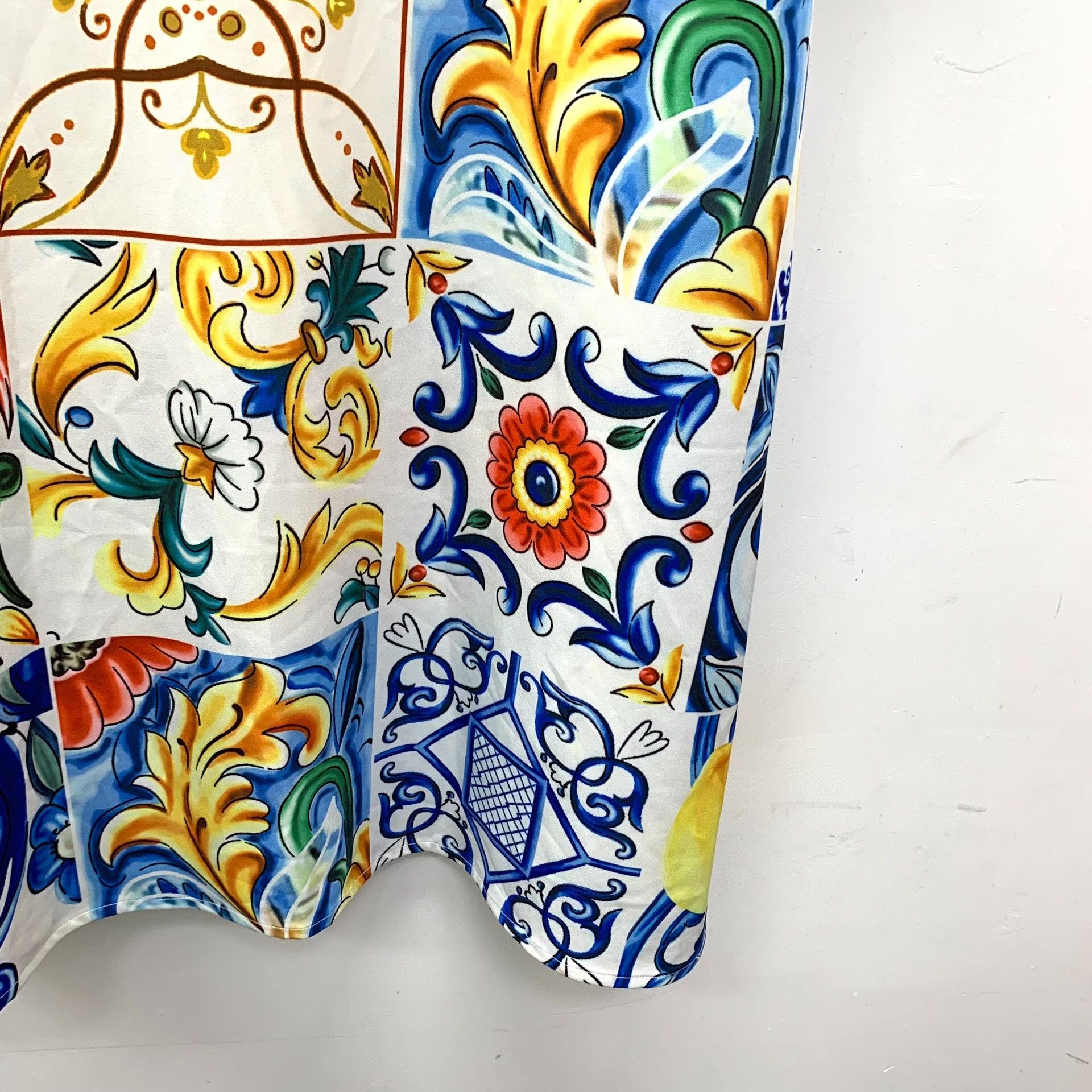 Dolce & Gabbana Dolce & Gabbana Majolica Print Bow Tie Midi Dress M Size M / US 6-8 / IT 42-44 - 6 Thumbnail