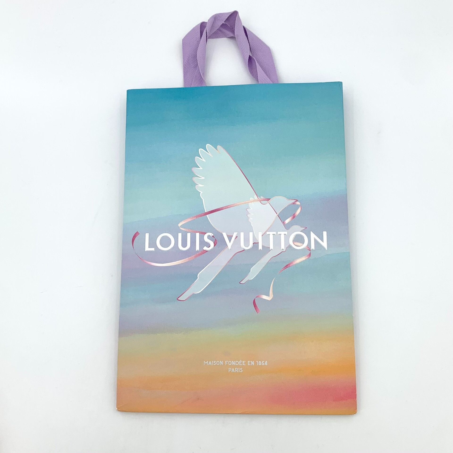 Louis Vuitton Louis Vuitton Chain Detail Graphic Logo T-Shirt M Size US M / EU 48-50 / 2 - 10 Thumbnail