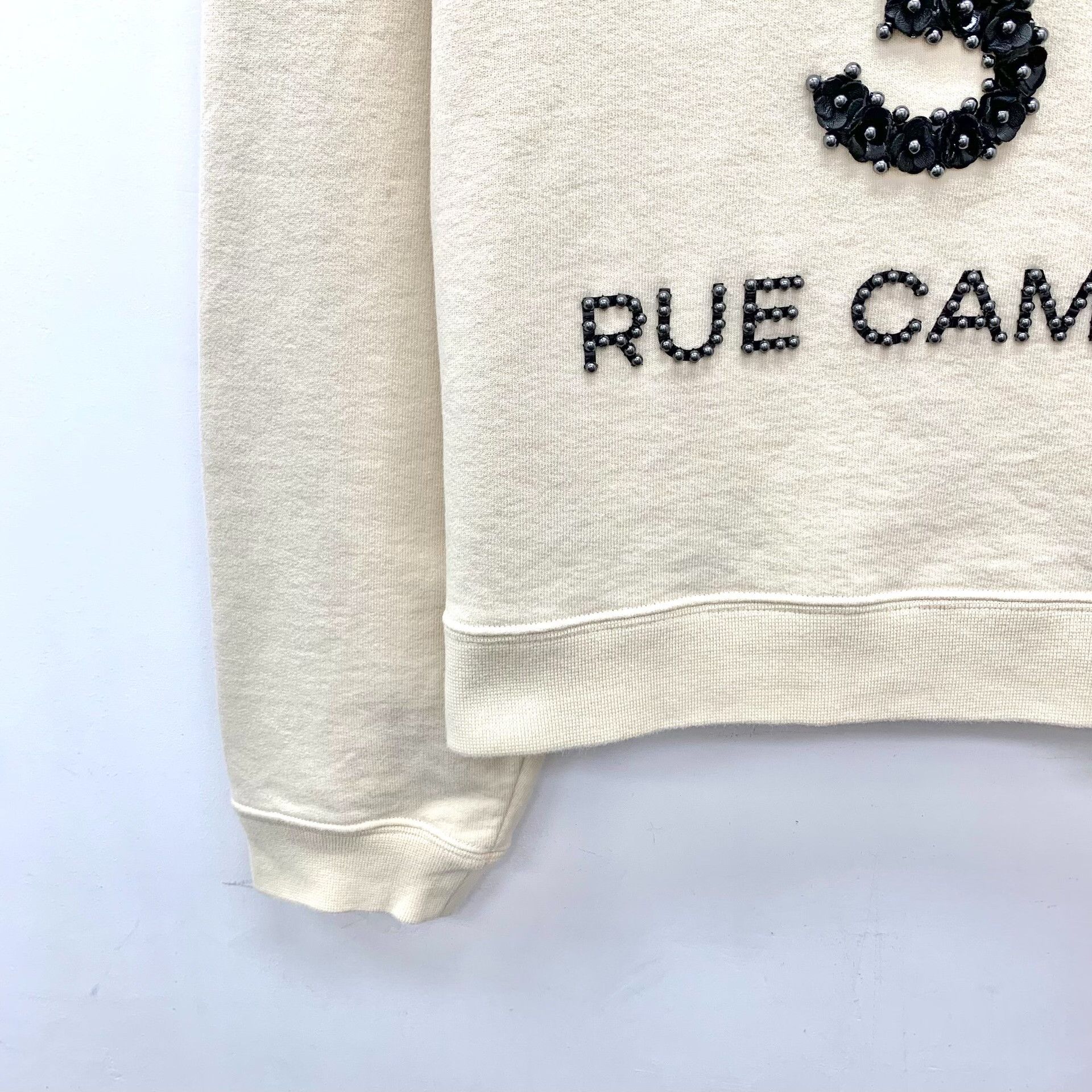 Chanel Chanel Beaded 31 Rue Cambon Sweatshirt Size L Size L / US 10 / IT 46 - 5 Thumbnail
