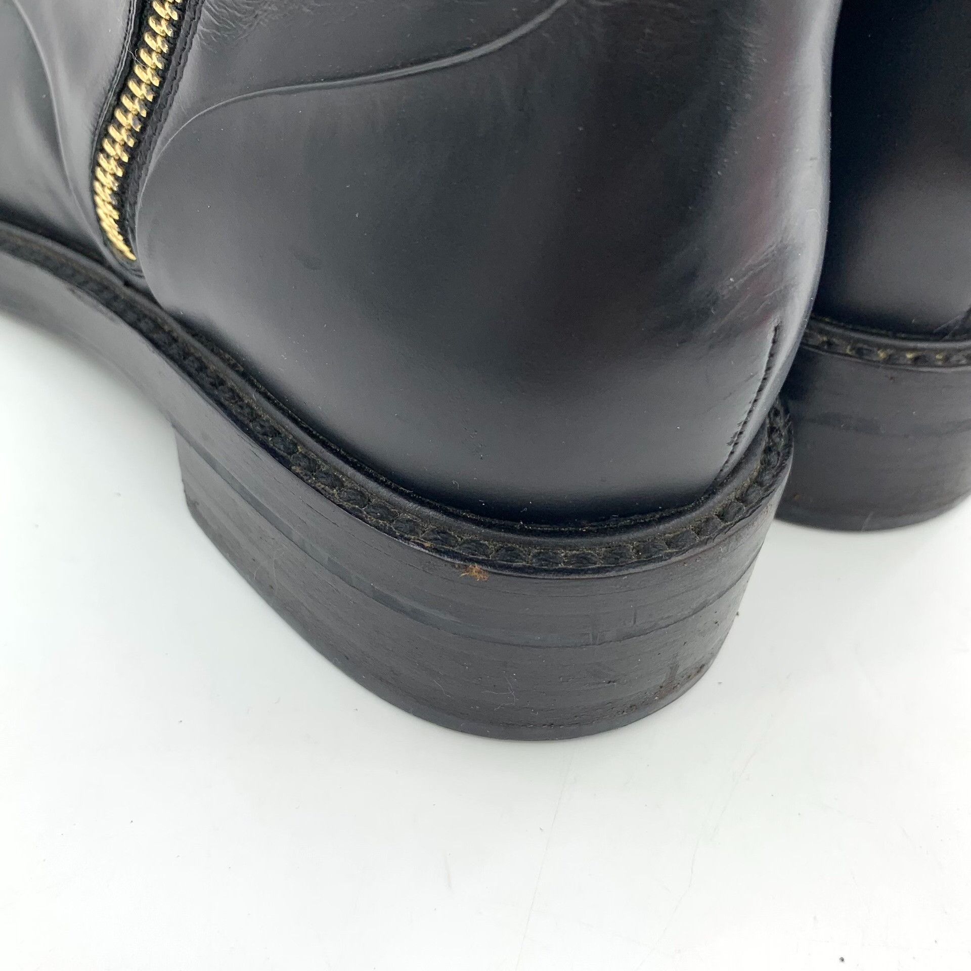 Louis Vuitton Louis Vuitton Buckle Leather Mid-Calf Boots 37.5 Size US 6.5 / IT 36.5 - 10 Thumbnail