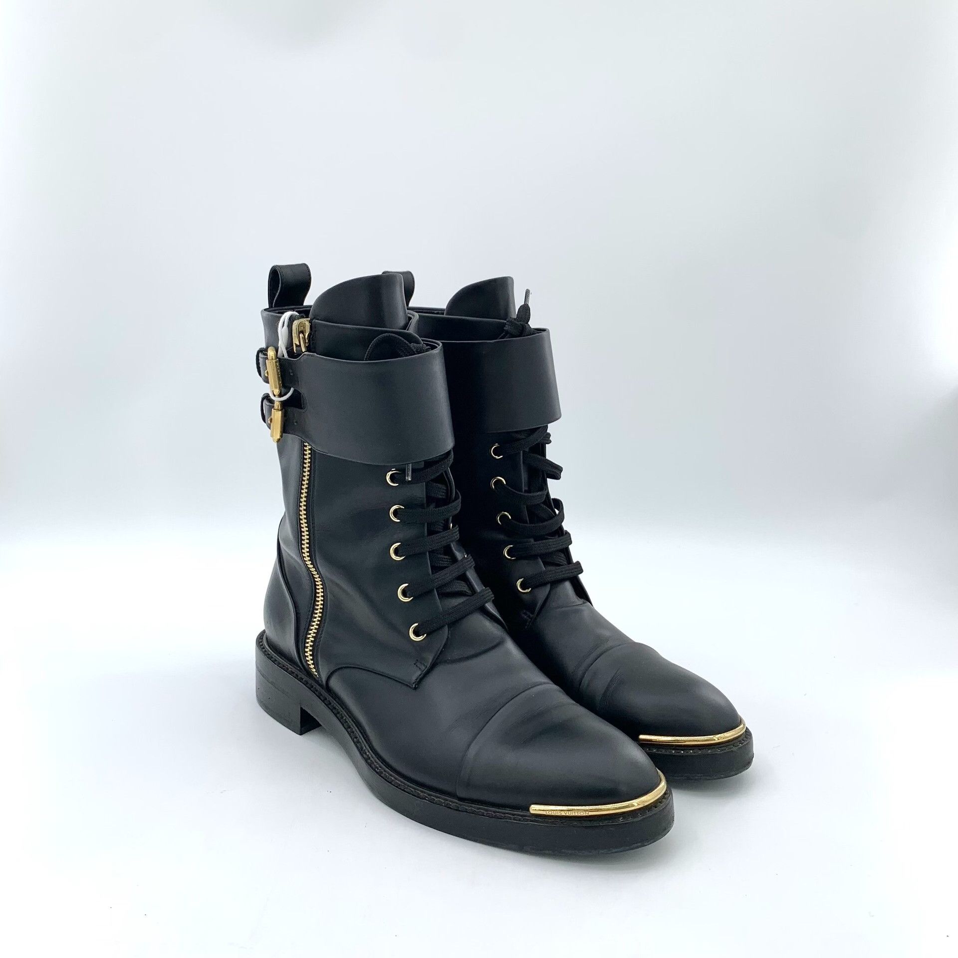 Louis Vuitton Louis Vuitton Buckle Leather Mid-Calf Boots 37.5 Size US 6.5 / IT 36.5 - 3 Thumbnail