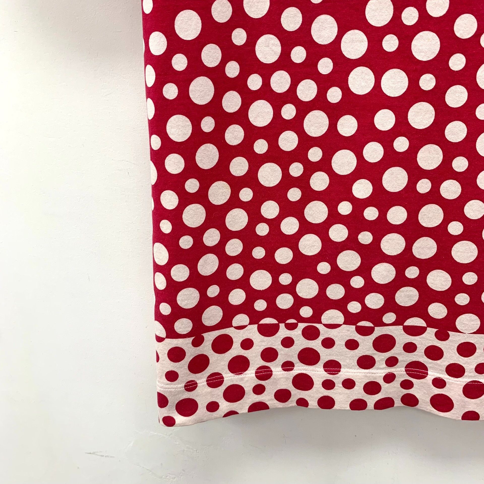 Louis Vuitton Louis Vuitton x Yayoi Kusama Polka Dot T-Shirt L Size L / US 10 / IT 46 - 5 Thumbnail