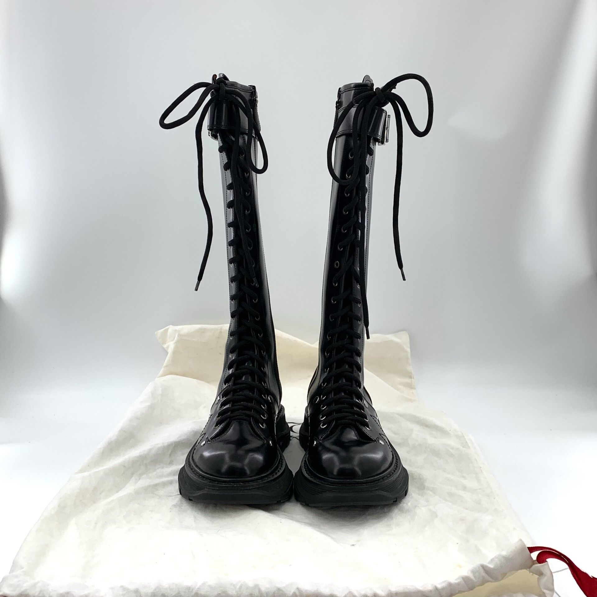 Alexander McQueen Alexander McQueen Tread Slick Leather Knee High Boots 36.5 Size US 6.5 / IT 36.5 - 9 Thumbnail