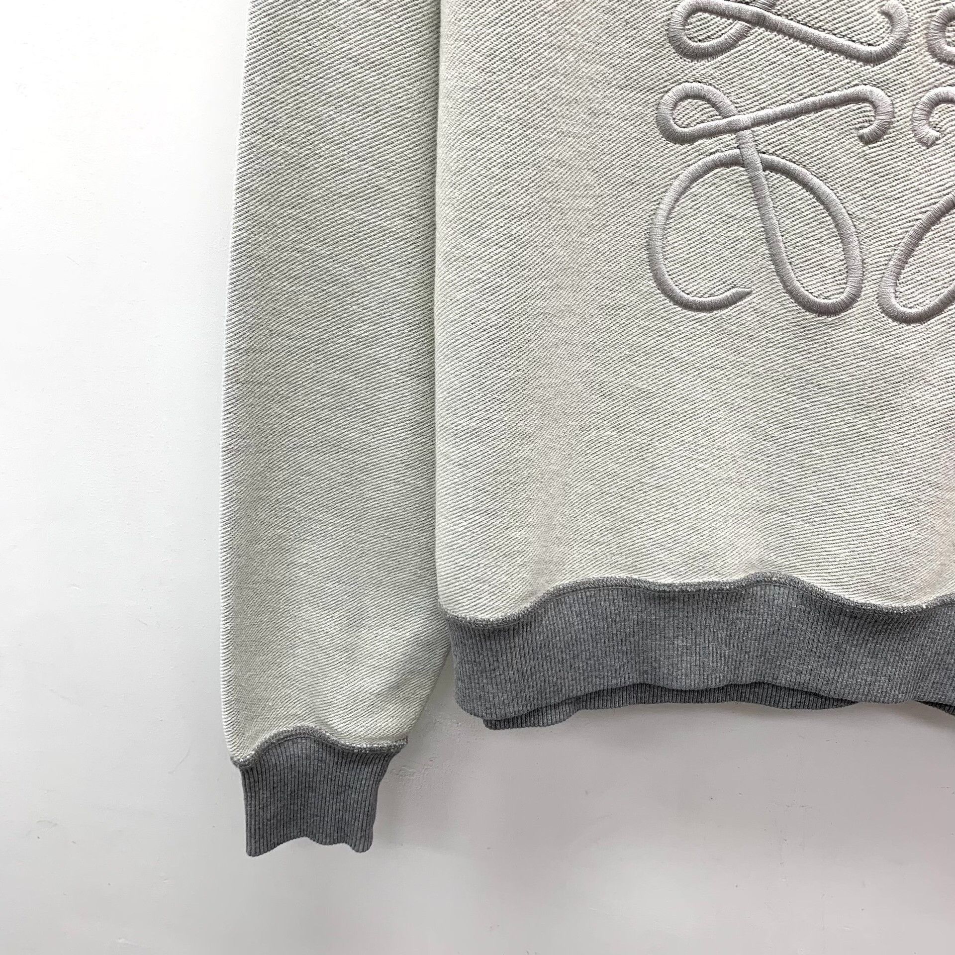 Loewe Loewe Embroidered Anagram Hoodie Gray Size S Size S / US 4 / IT 40 - 5 Thumbnail