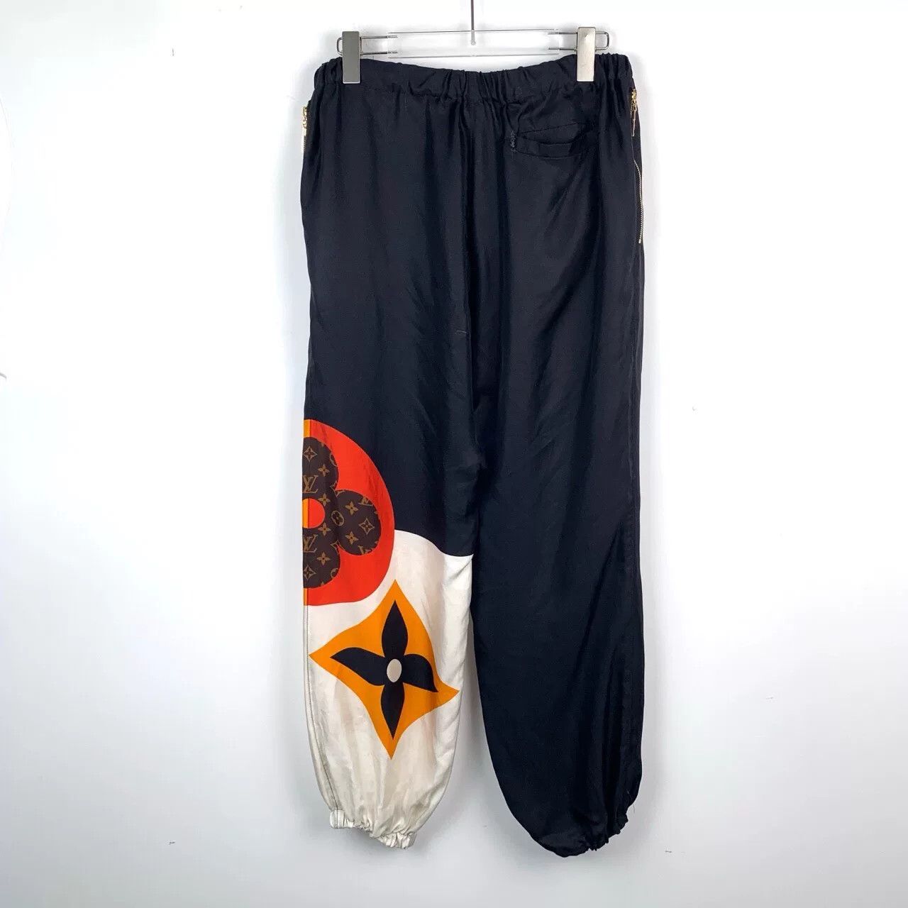 Louis Vuitton Louis Vuitton Monogram Silk Sweatpants 26 Size US 26 / EU 42 - 3 Thumbnail