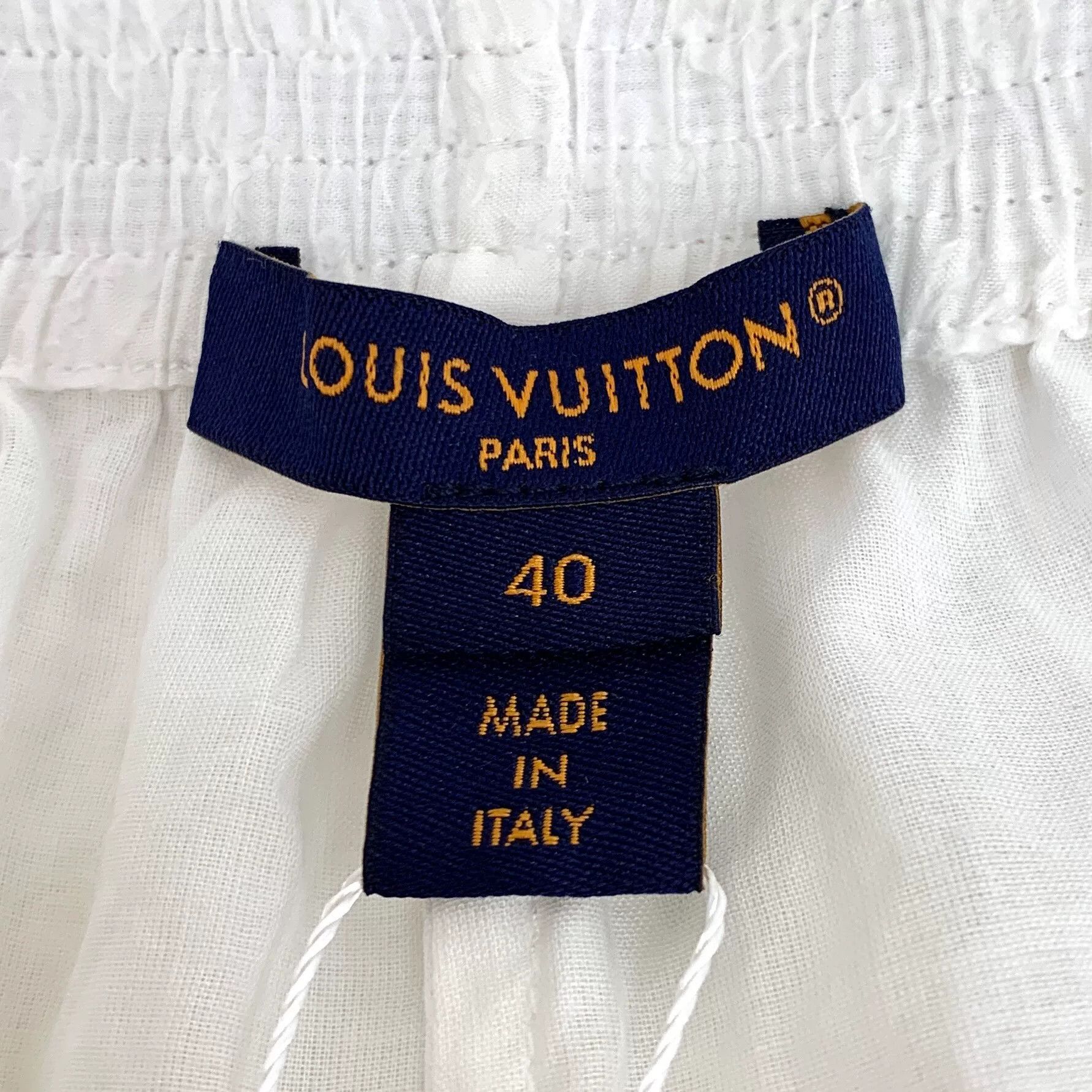 Louis Vuitton Louis Vuitton Monogram Embossed Shorts Size 40 Size 28" / US 6 / IT 42 - 6 Thumbnail