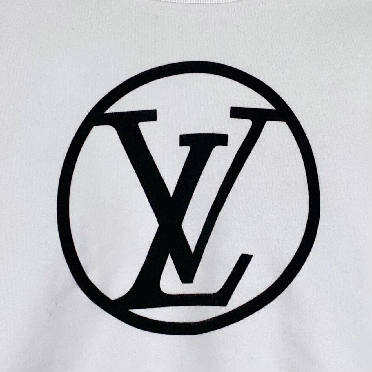 Louis Vuitton Louis Vuitton Logo Cropped Sweatshirt Size 34 Size XS / US 0-2 / IT 36-38 - 6 Thumbnail