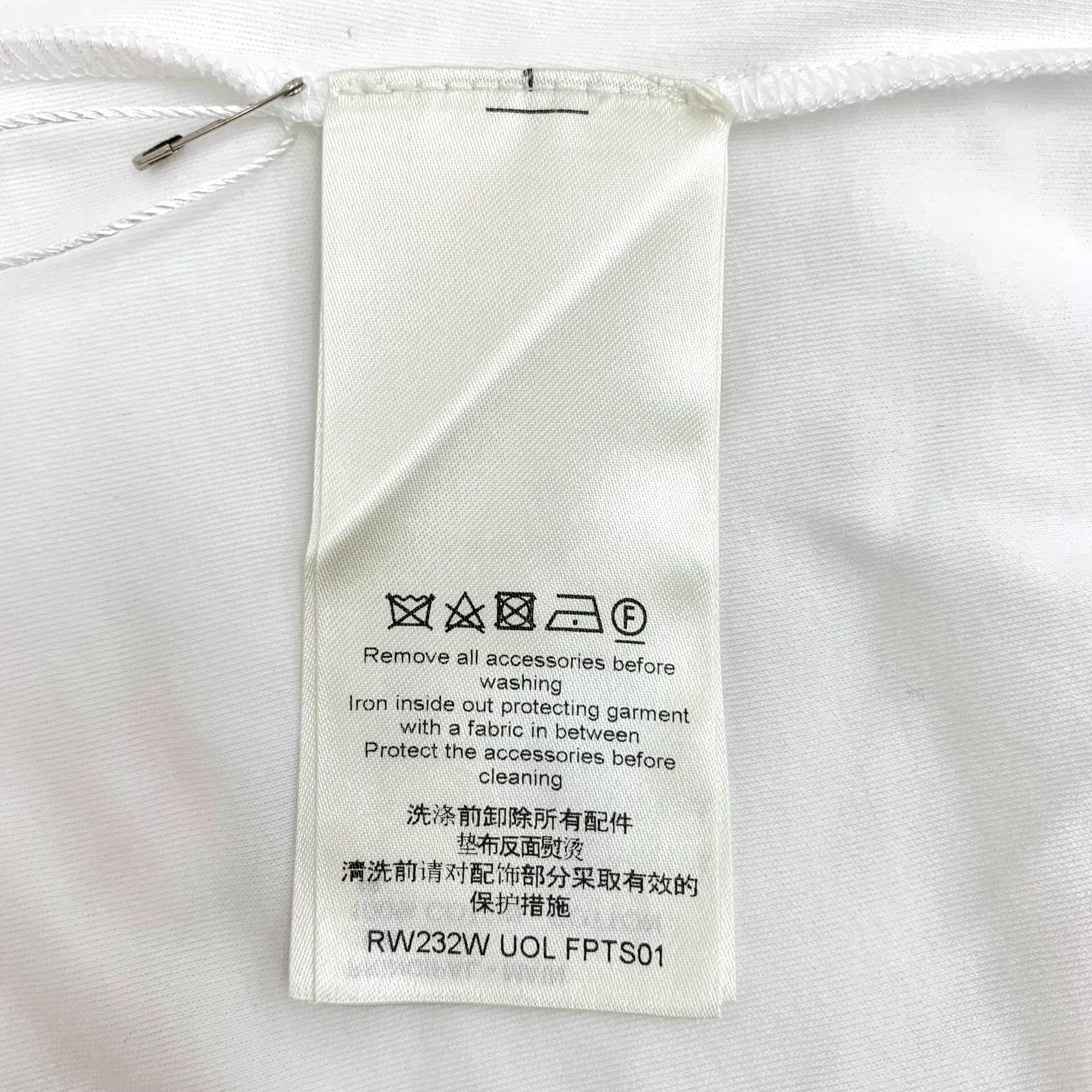 Louis Vuitton Louis Vuitton Chain Detail Cotton T-Shirt L Size L / US 10 / IT 46 - 6 Thumbnail