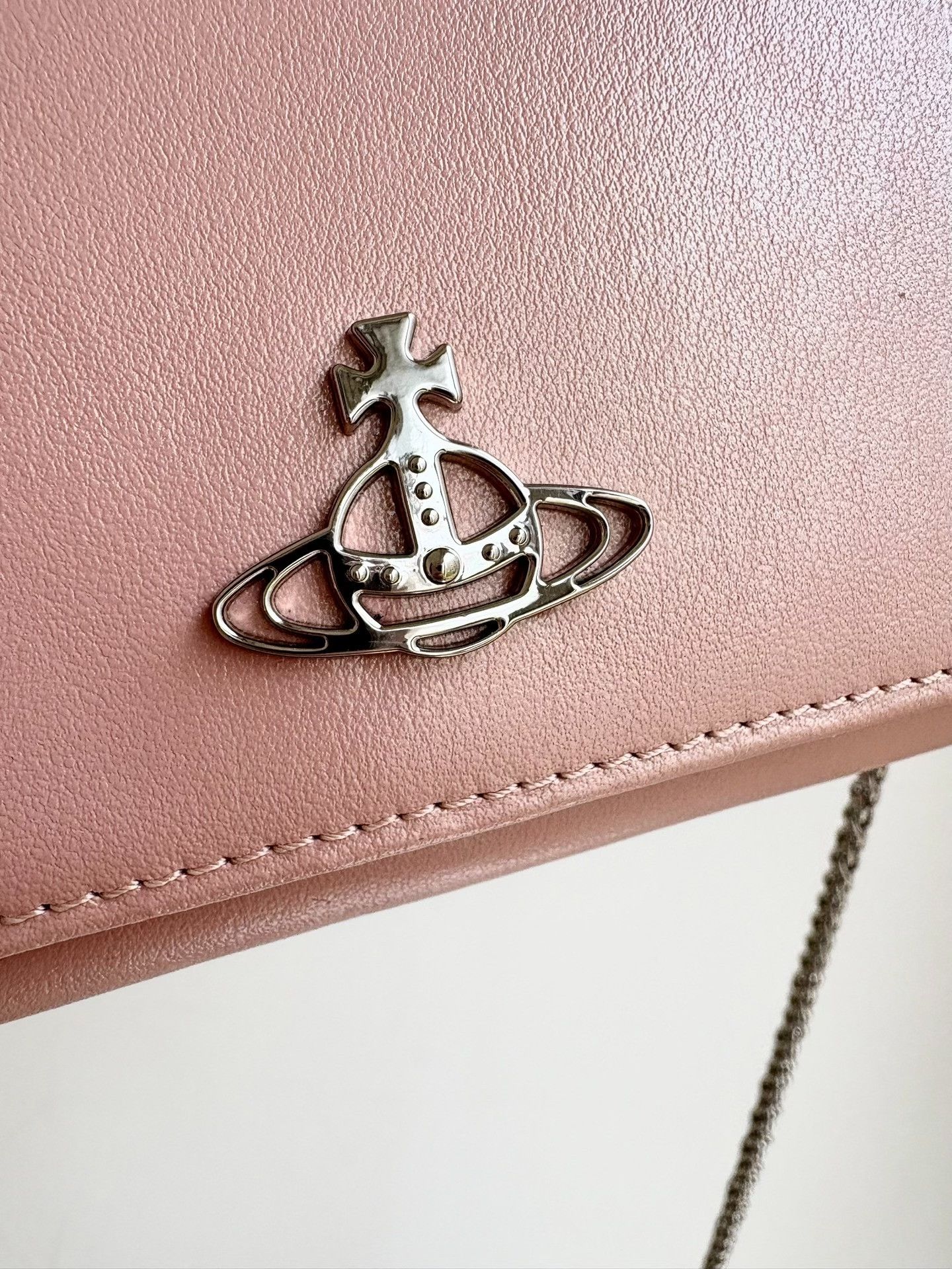 Vivienne Westwood Vivienne Westwood Vintage Pink Saturn Wallet Bag Size ONE SIZE - 3 Thumbnail