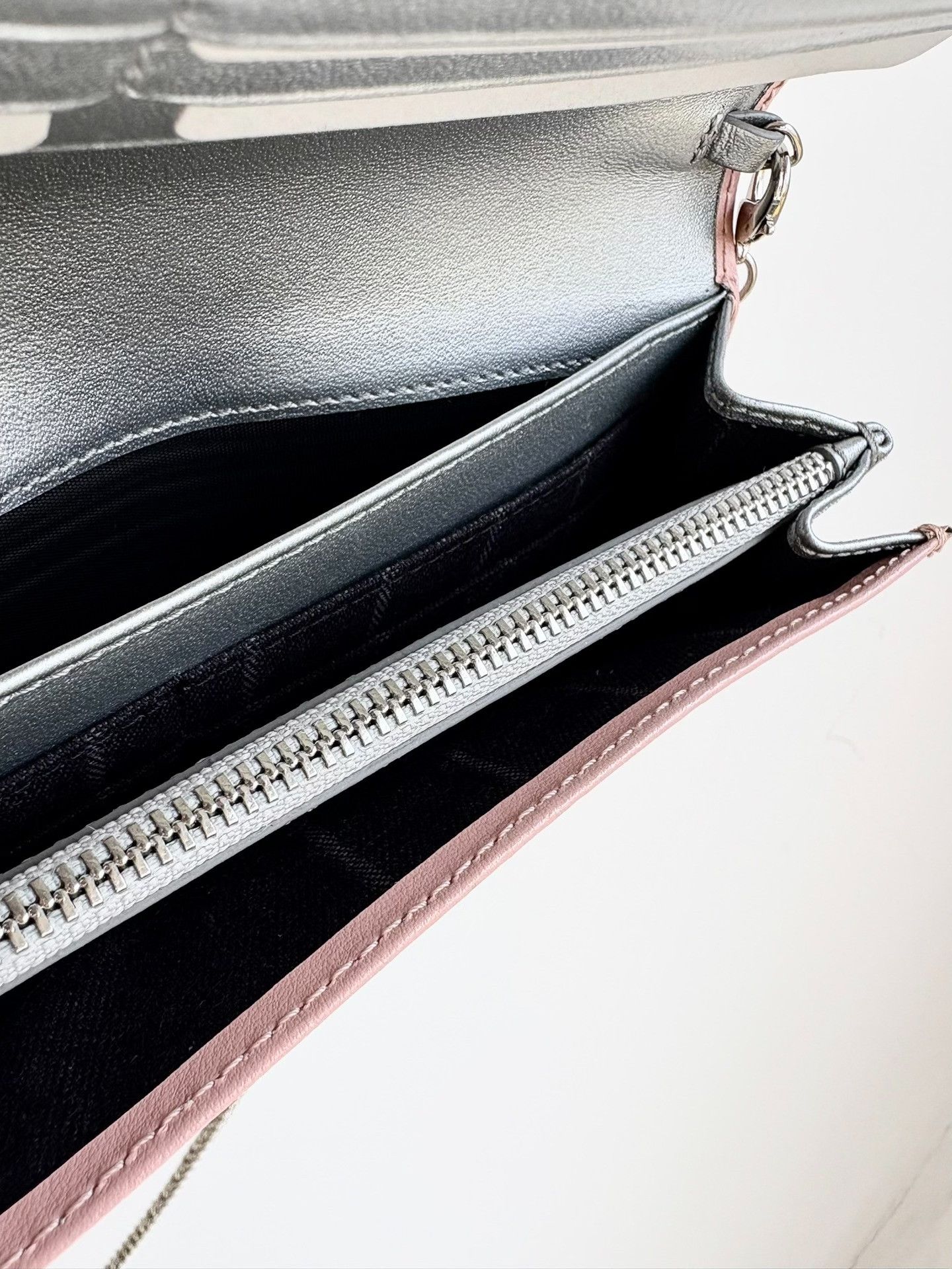 Vivienne Westwood Vivienne Westwood Vintage Pink Saturn Wallet Bag Size ONE SIZE - 6 Thumbnail
