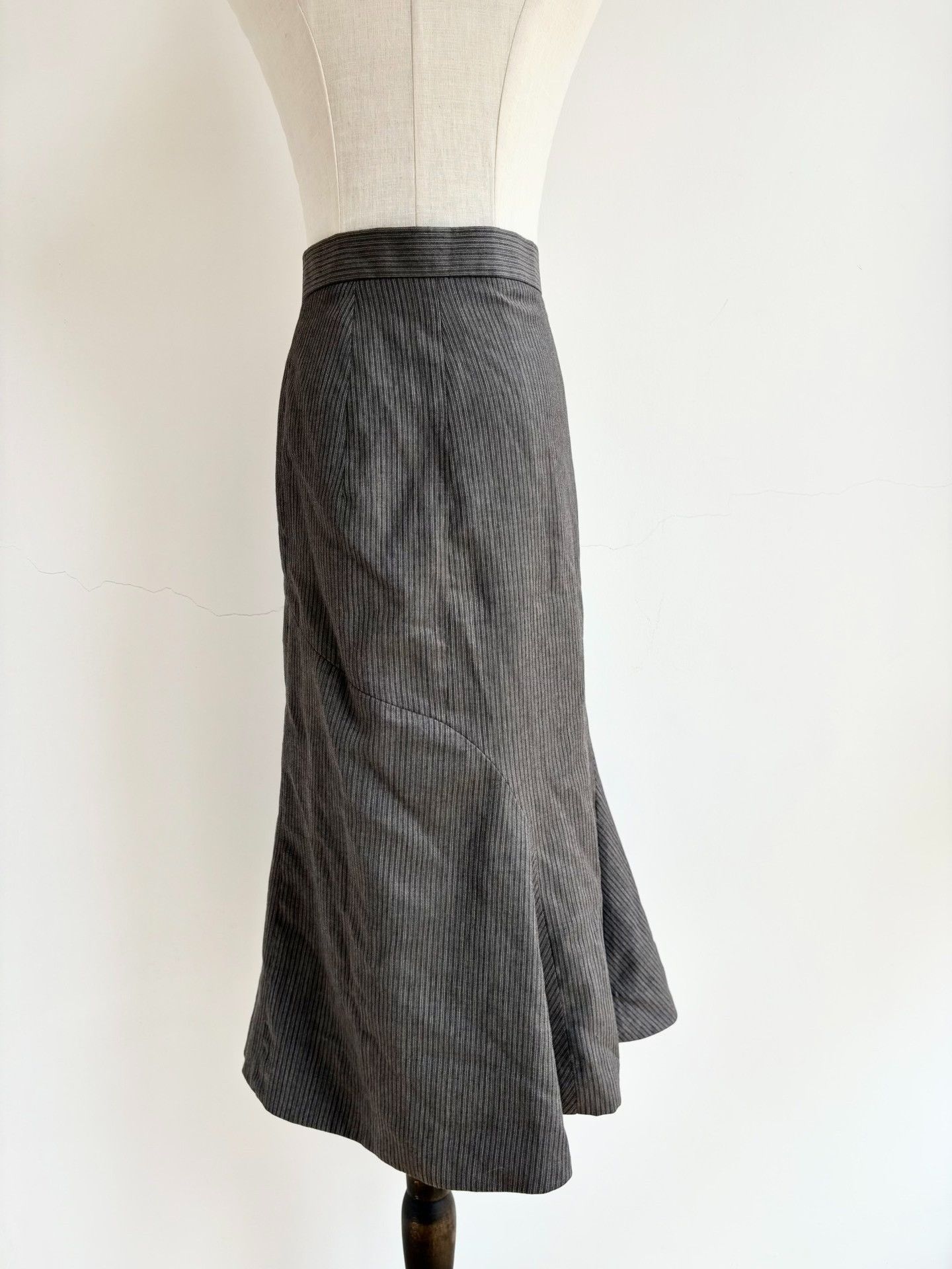 Vivienne Westwood Vivienne Westwood Gray Striped Fishtail Skirt Size 40" / US 18 - 3 Thumbnail