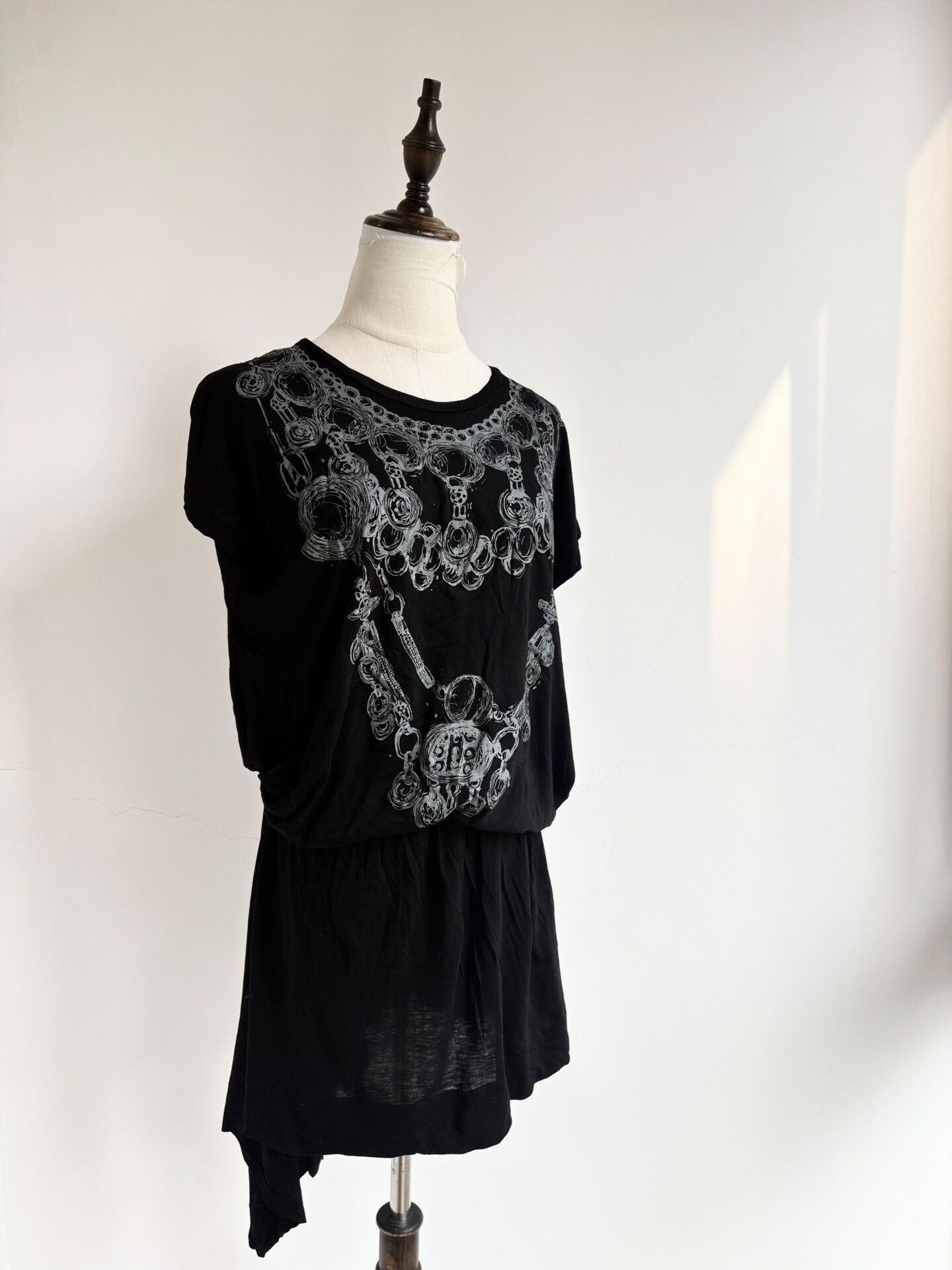 Vivienne Westwood Vivienne Westwood Saturn Pearl Dress Size M / US 6-8 / IT 42-44 - 3 Thumbnail