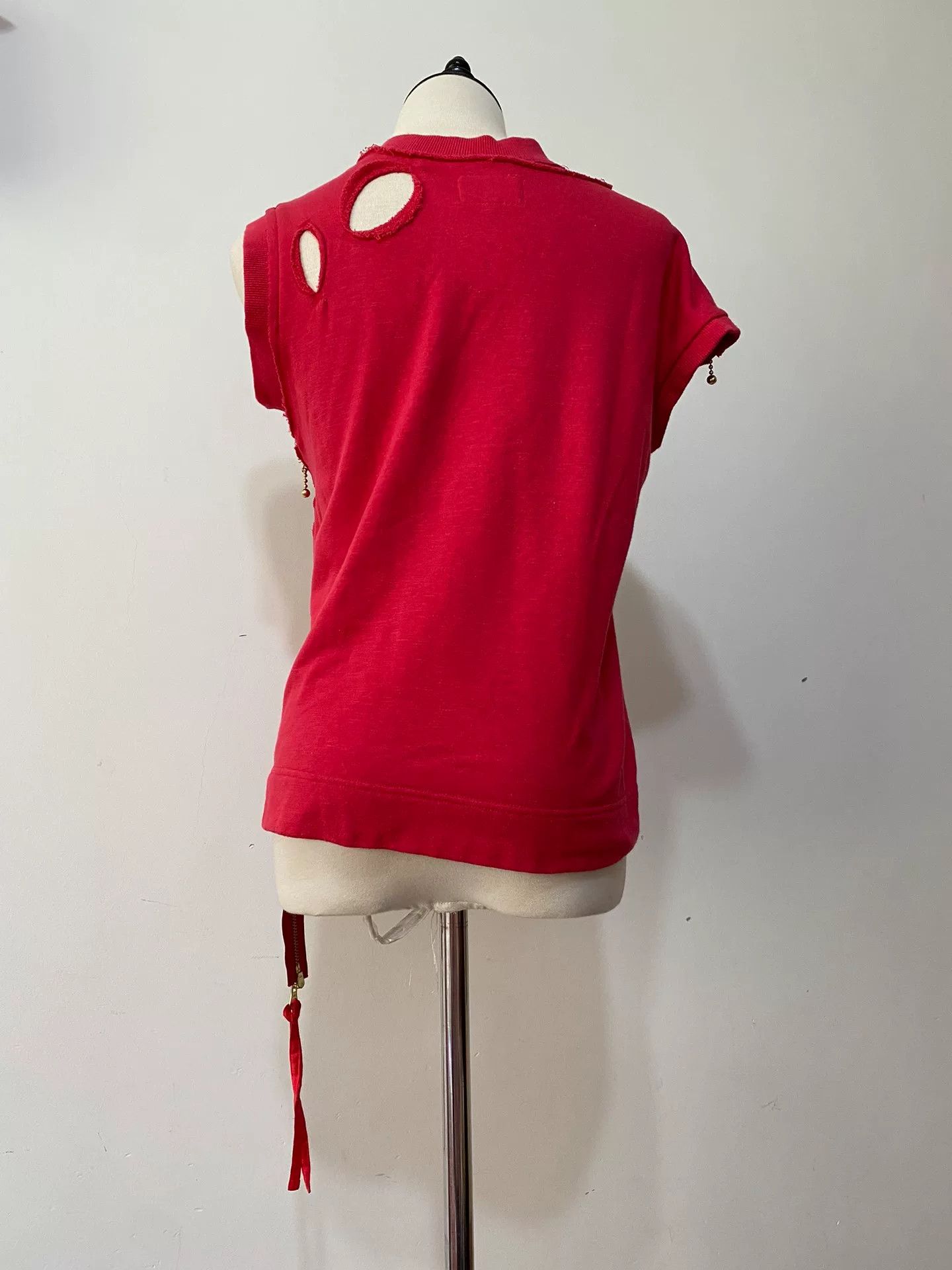 Vivienne Westwood Vivienne Westwood Punk Hole Short-Sleeve T-Shirt Size XS / US 0-2 / IT 36-38 - 4 Thumbnail