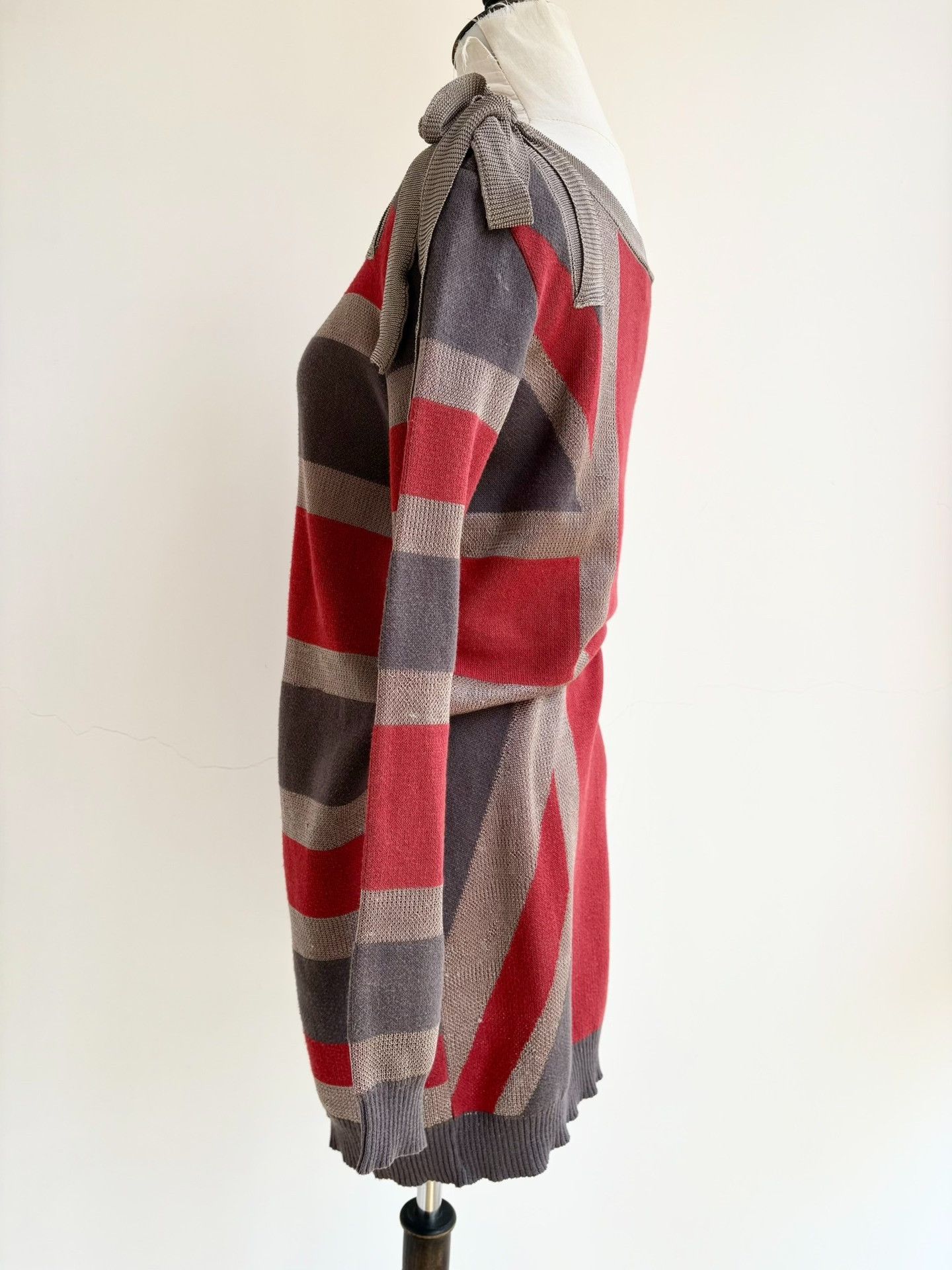 Vivienne Westwood Vivienne Westwood Gray Red Bow Knit Size M / US 6-8 / IT 42-44 - 4 Thumbnail