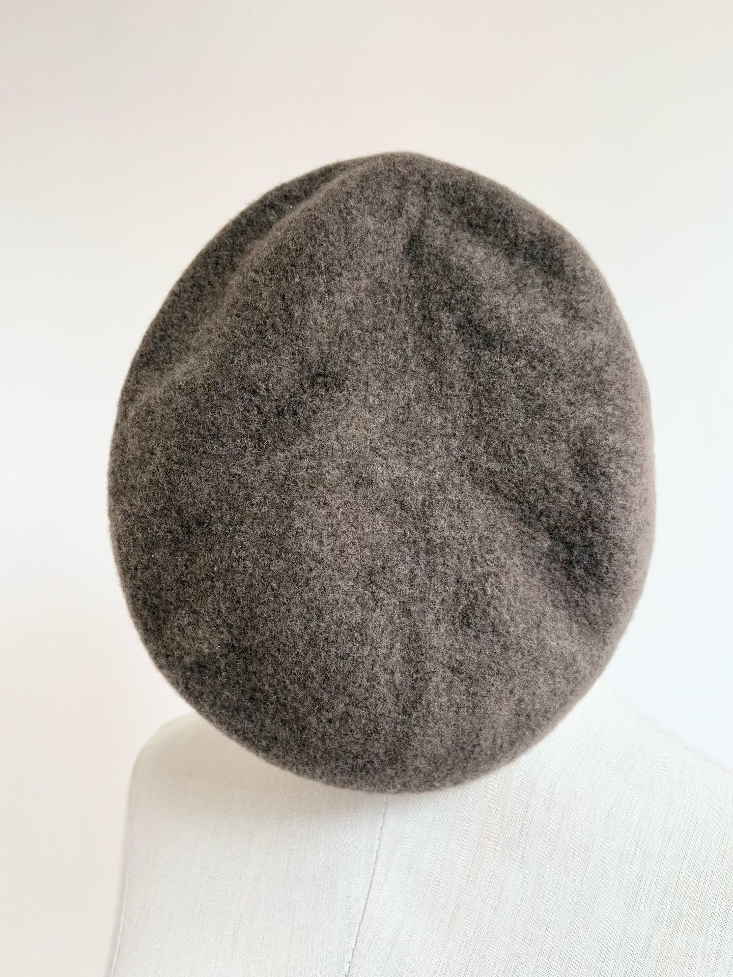 Vivienne Westwood Vivienne Westwood Vintage Brown Saturn Beret Size ONE SIZE - 3 Thumbnail