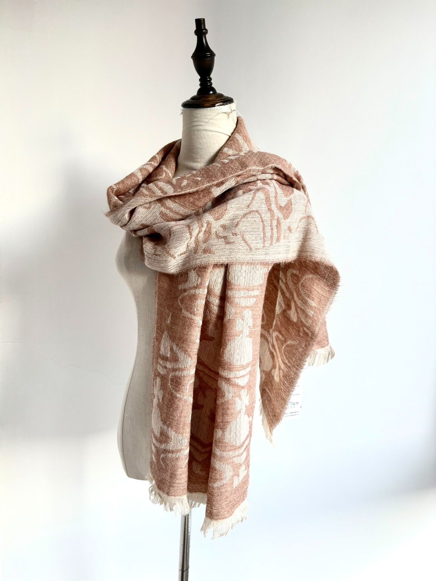 Vivienne Westwood Vivienne Westwood Vintage Beige Saturn Scarf Size ONE SIZE - 2 Thumbnail
