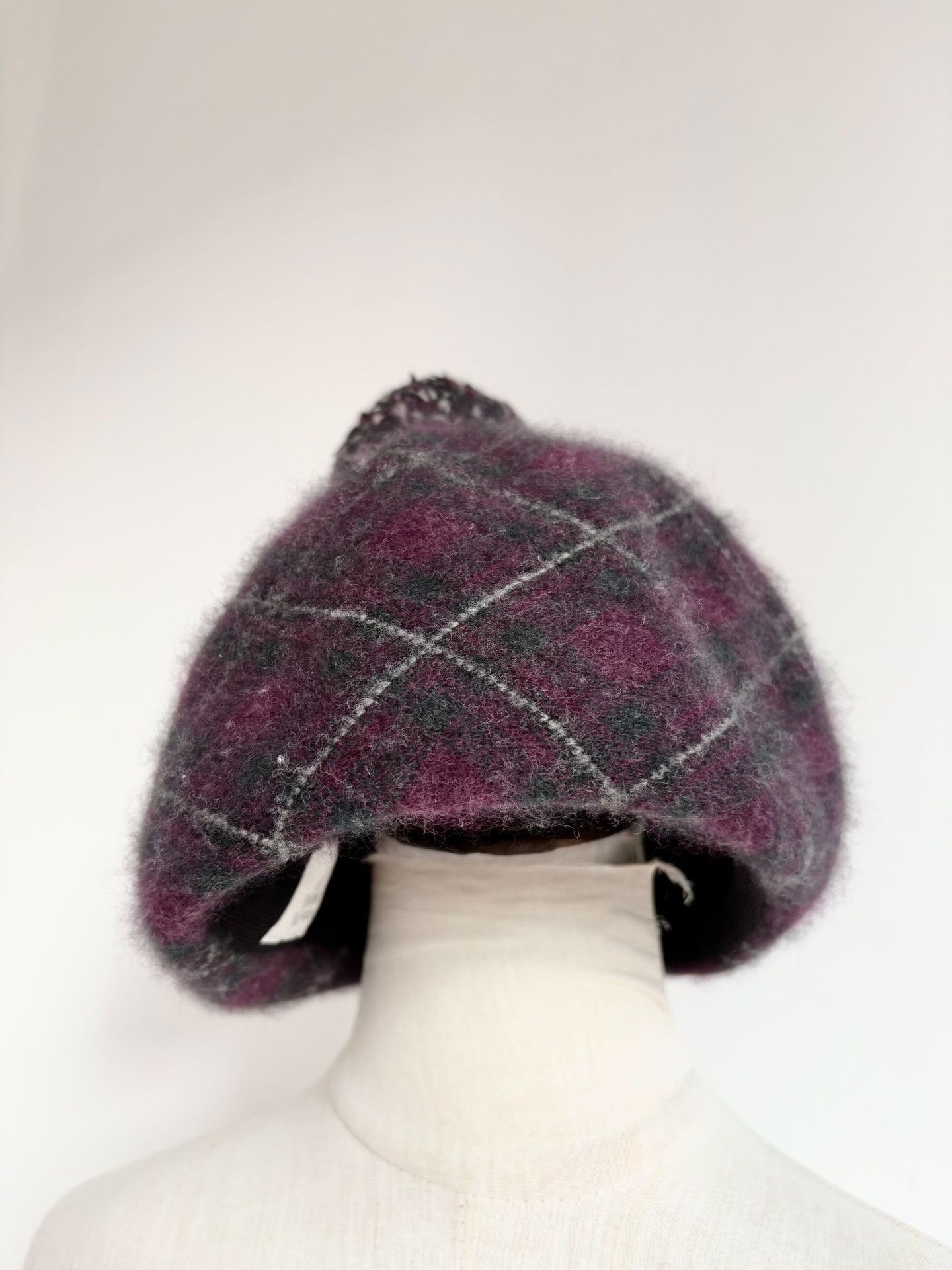 Vivienne Westwood Vivienne Westwood Vintage Purple Plaid Beret Size ONE SIZE - 3 Thumbnail