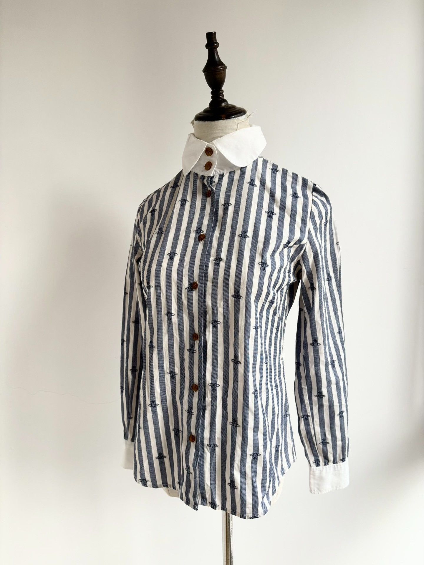Vivienne Westwood Vivienne Westwood Vintage Blue Stripe Saturn Shirt Size M / US 6-8 / IT 42-44 - 3 Thumbnail