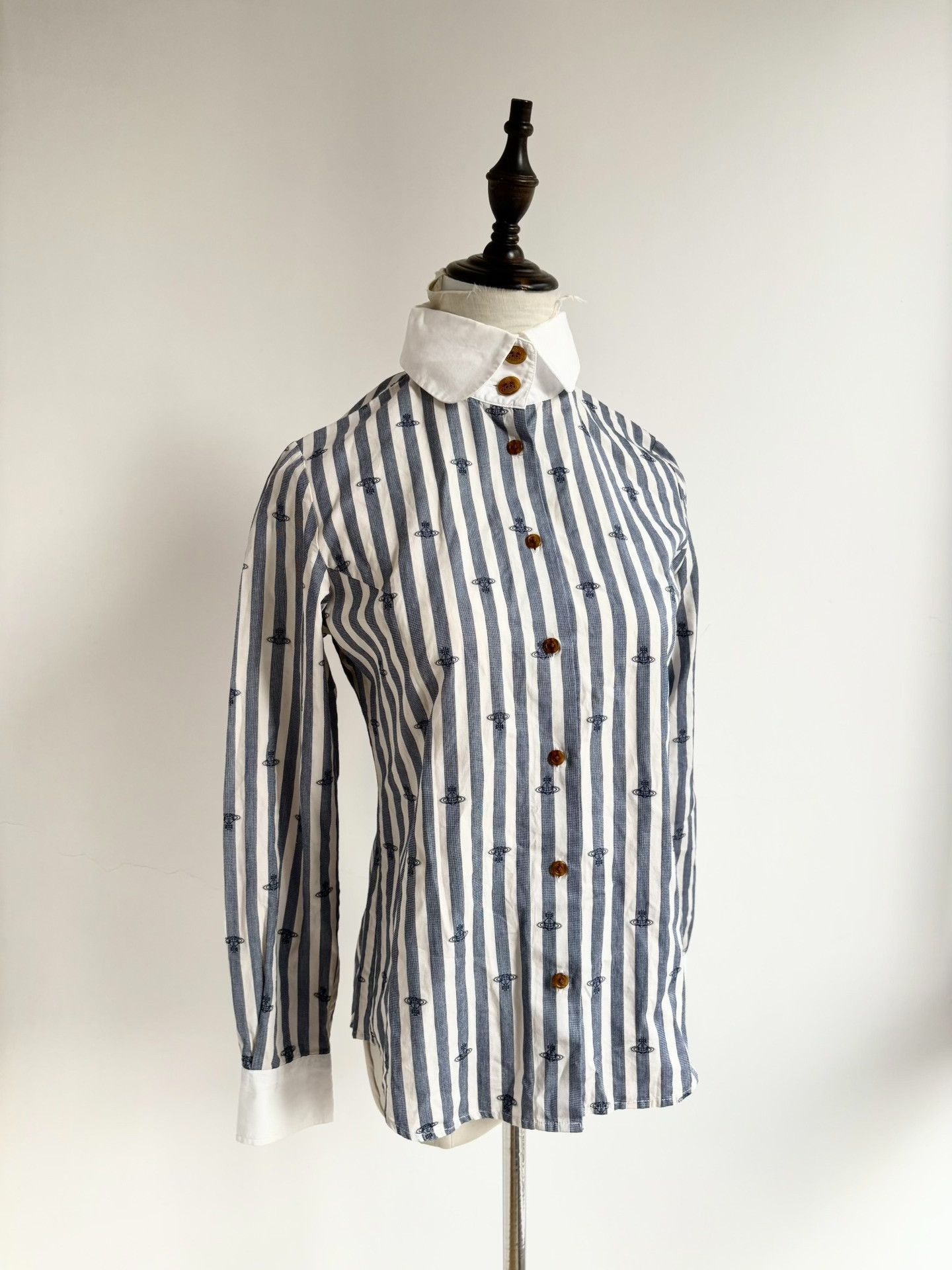 Vivienne Westwood Vivienne Westwood Vintage Blue Stripe Saturn Shirt Size M / US 6-8 / IT 42-44 - 2 Thumbnail