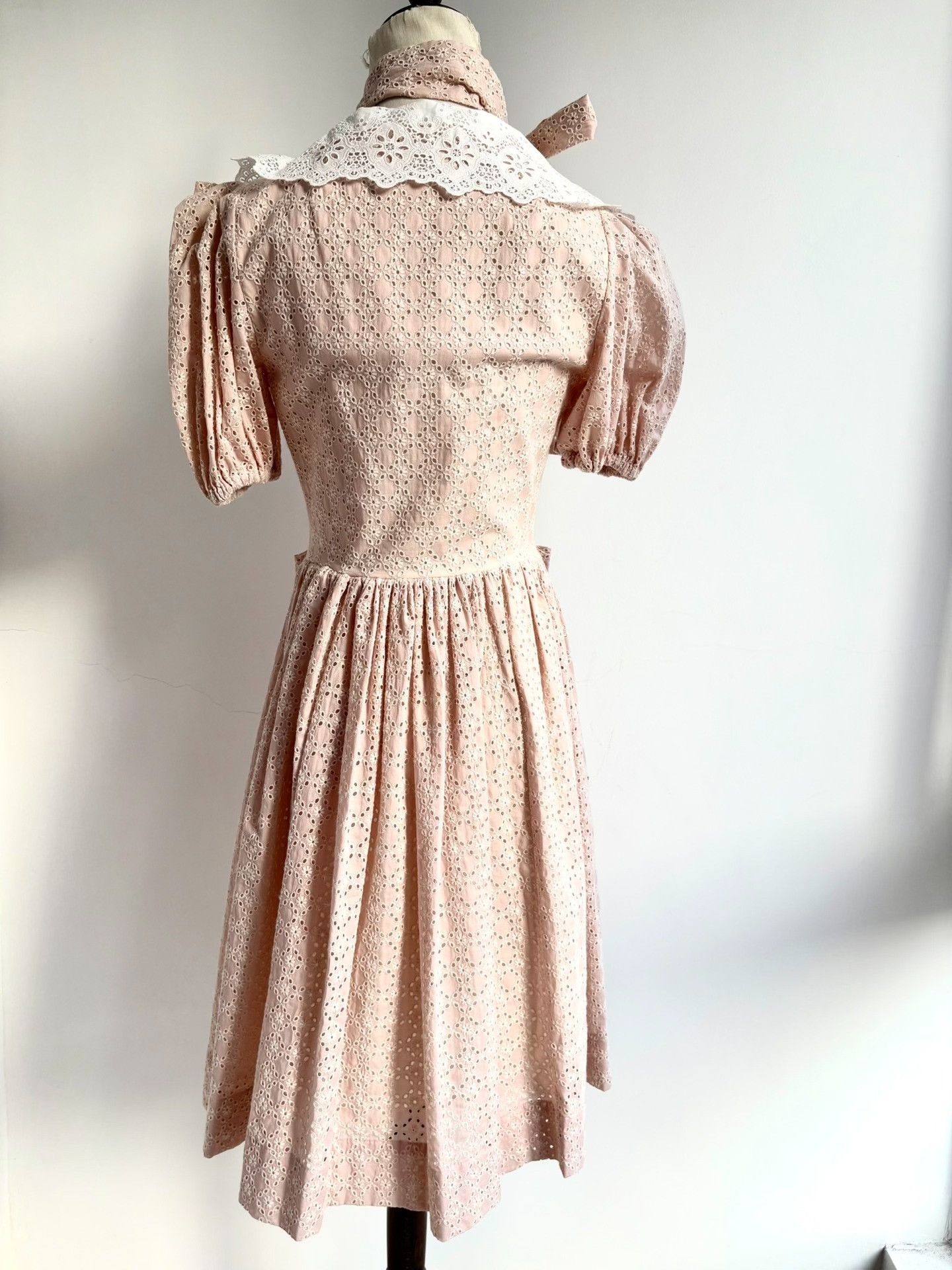 Vivienne Westwood Vivienne Westwood Vintage Pink Lace Dress Size M / US 6-8 / IT 42-44 - 7 Thumbnail