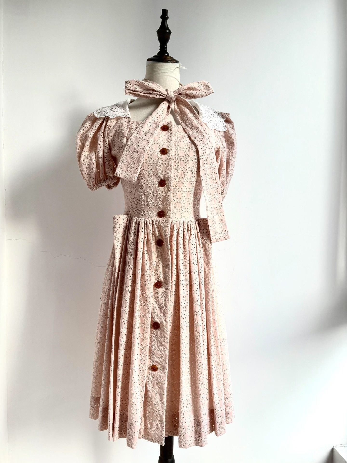 Vivienne Westwood Vivienne Westwood Vintage Pink Lace Dress Size M / US 6-8 / IT 42-44 - 4 Thumbnail