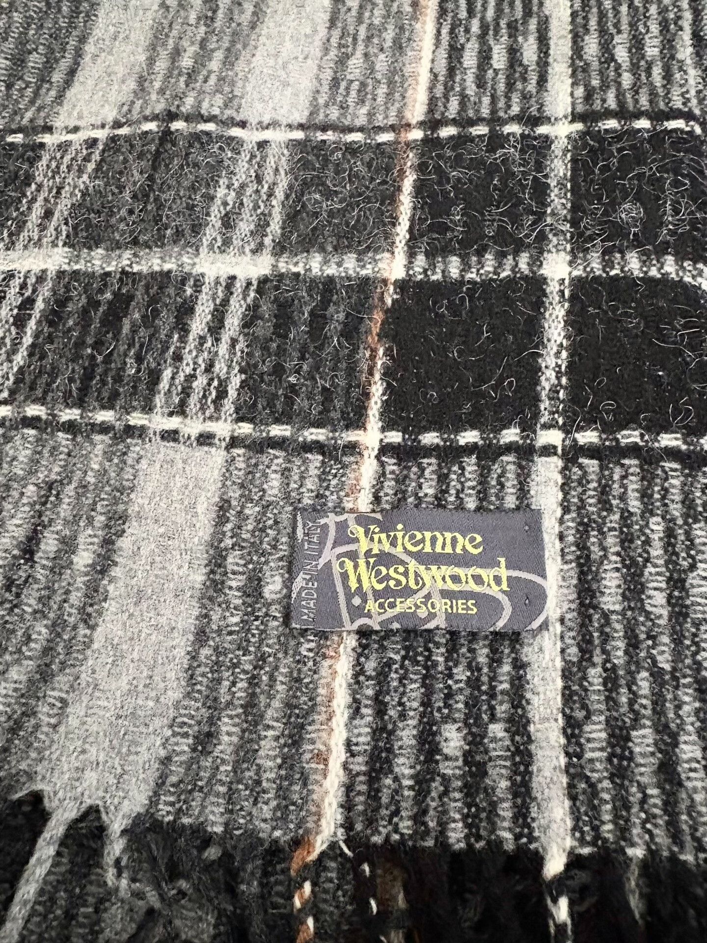 Vivienne Westwood Vivienne Westwood Vintage Letter Embroidery Scarf Size ONE SIZE - 6 Thumbnail