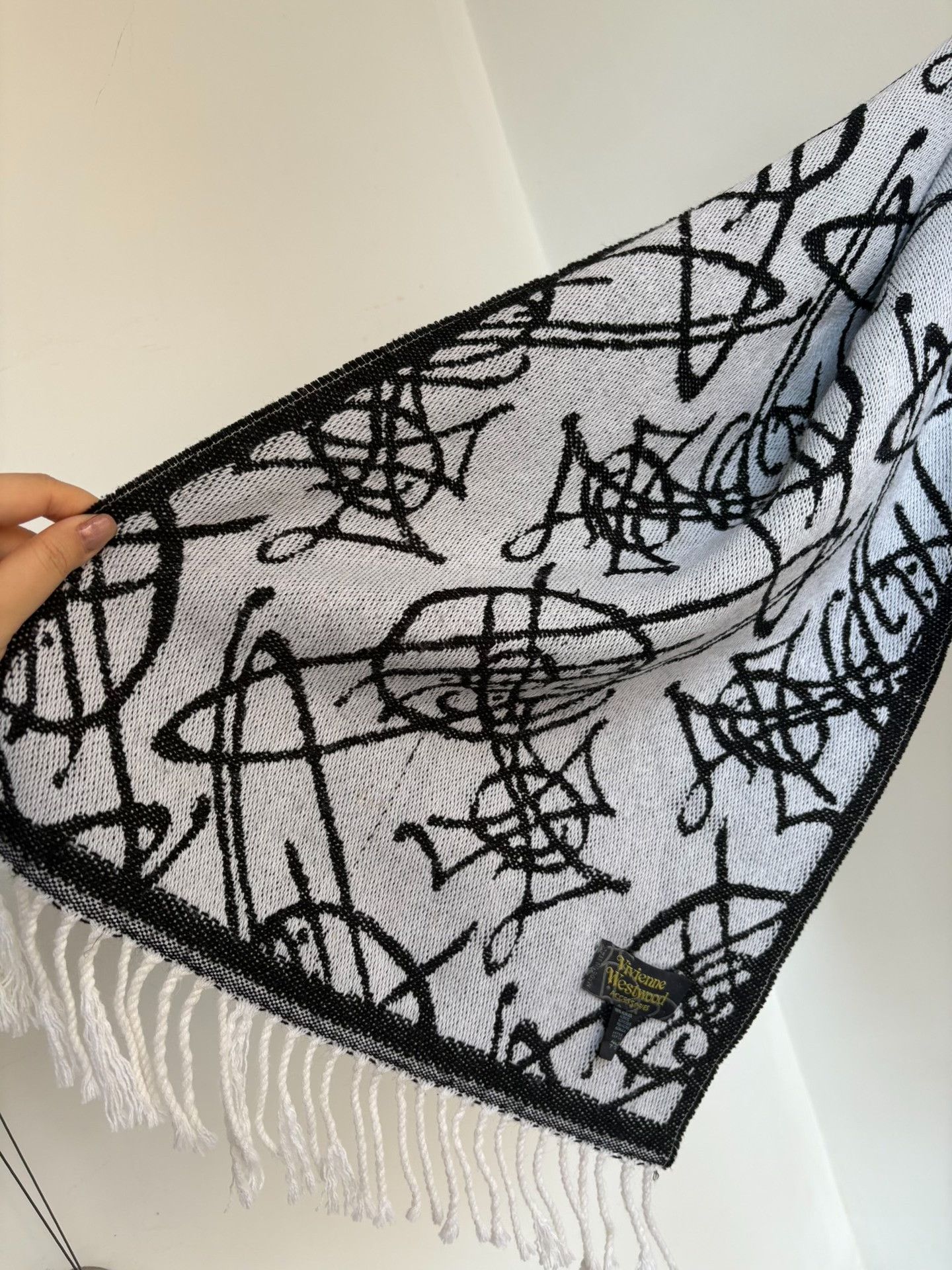 Vivienne Westwood Vivienne Westwood Vintage Saturn Scarf Size ONE SIZE - 4 Thumbnail