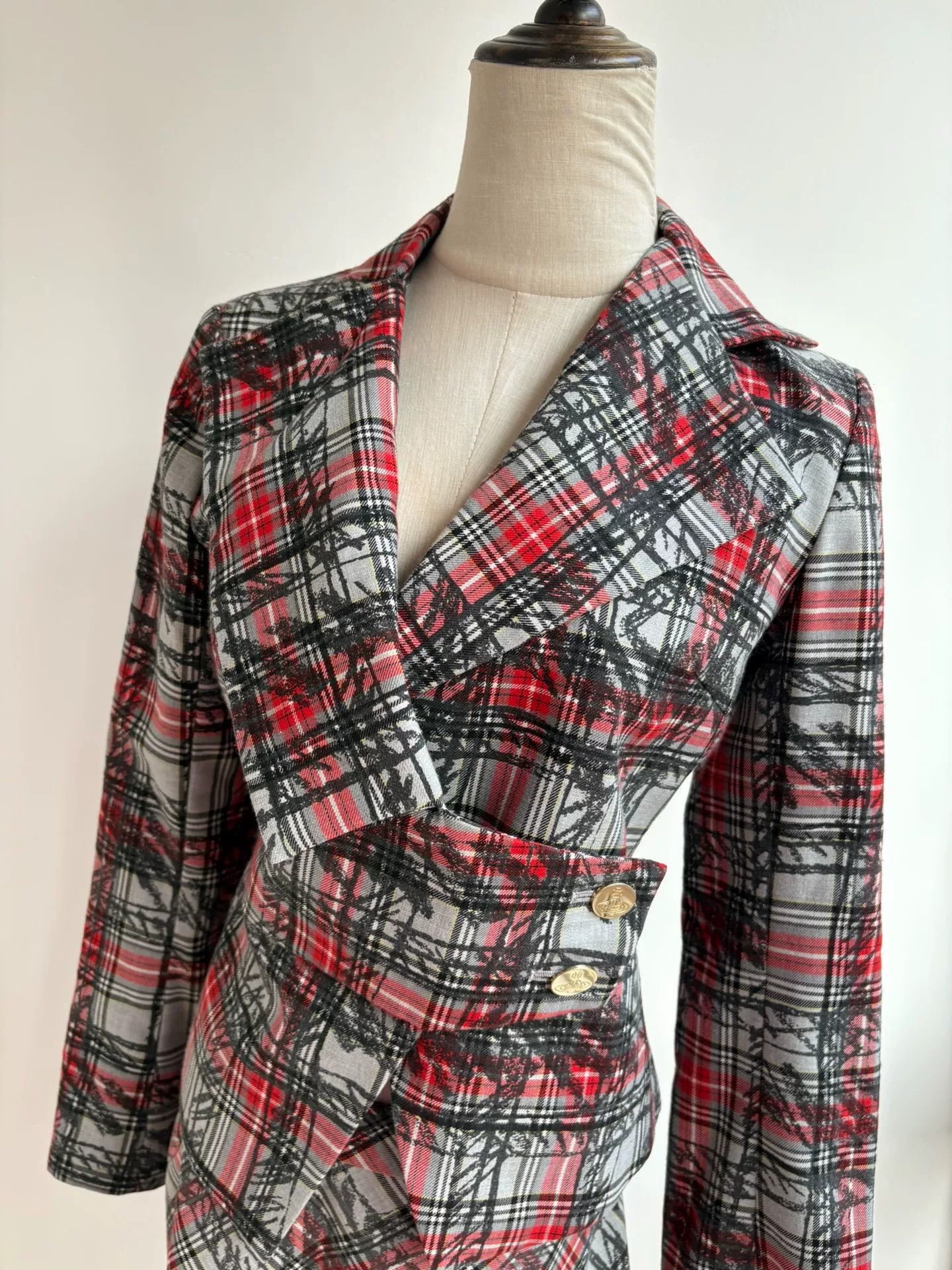 Vivienne Westwood Vivienne Westwood Vintage Red Gray Plaid Suit Size L / US 10 / IT 46 - 3 Thumbnail