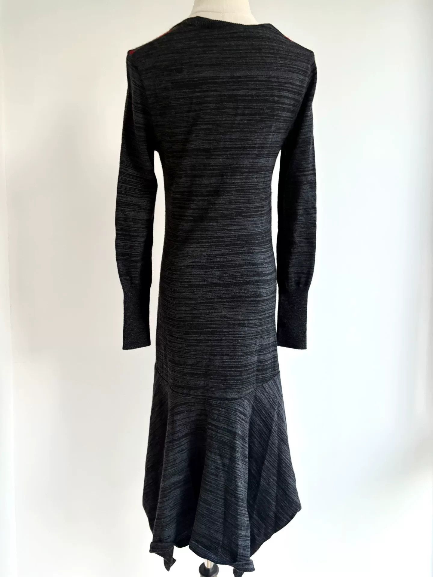 Vivienne Westwood Vivienne Westwood Vintage Gray Knit Dress Size M / US 6-8 / IT 42-44 - 3 Thumbnail