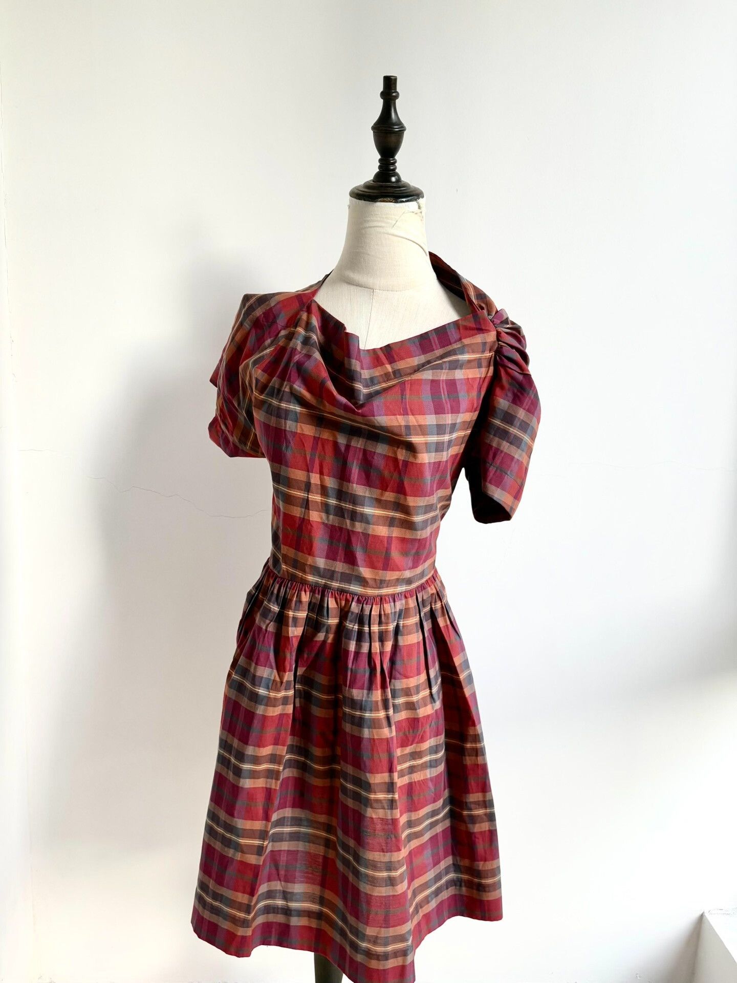 Vivienne Westwood Vivienne Westwood Vintage Red Plaid Dress Size M / US 6-8 / IT 42-44 - 3 Thumbnail