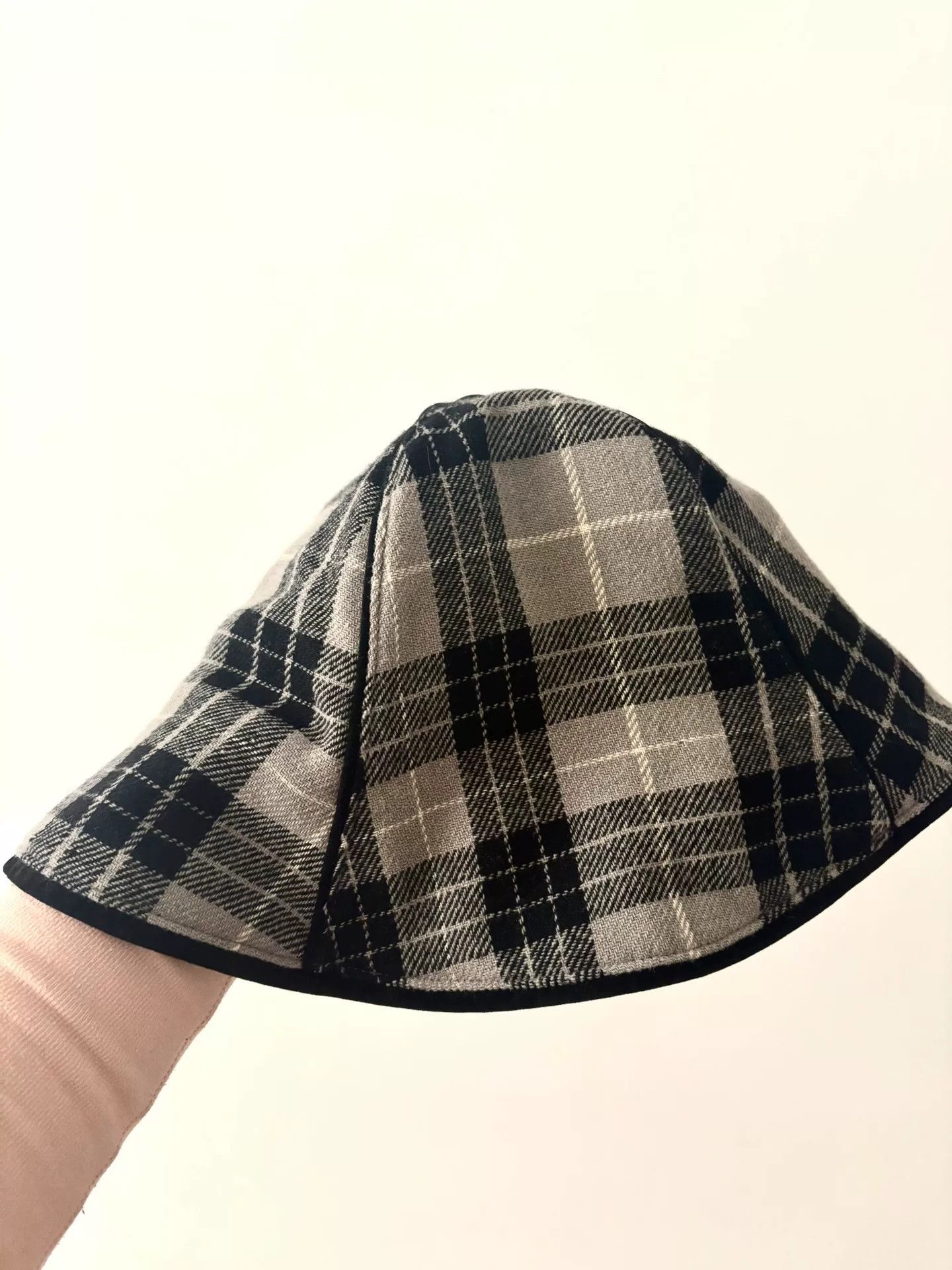 Vivienne Westwood Vivienne Westwood Vintage Check Bucket Hat Size ONE SIZE - 7 Thumbnail