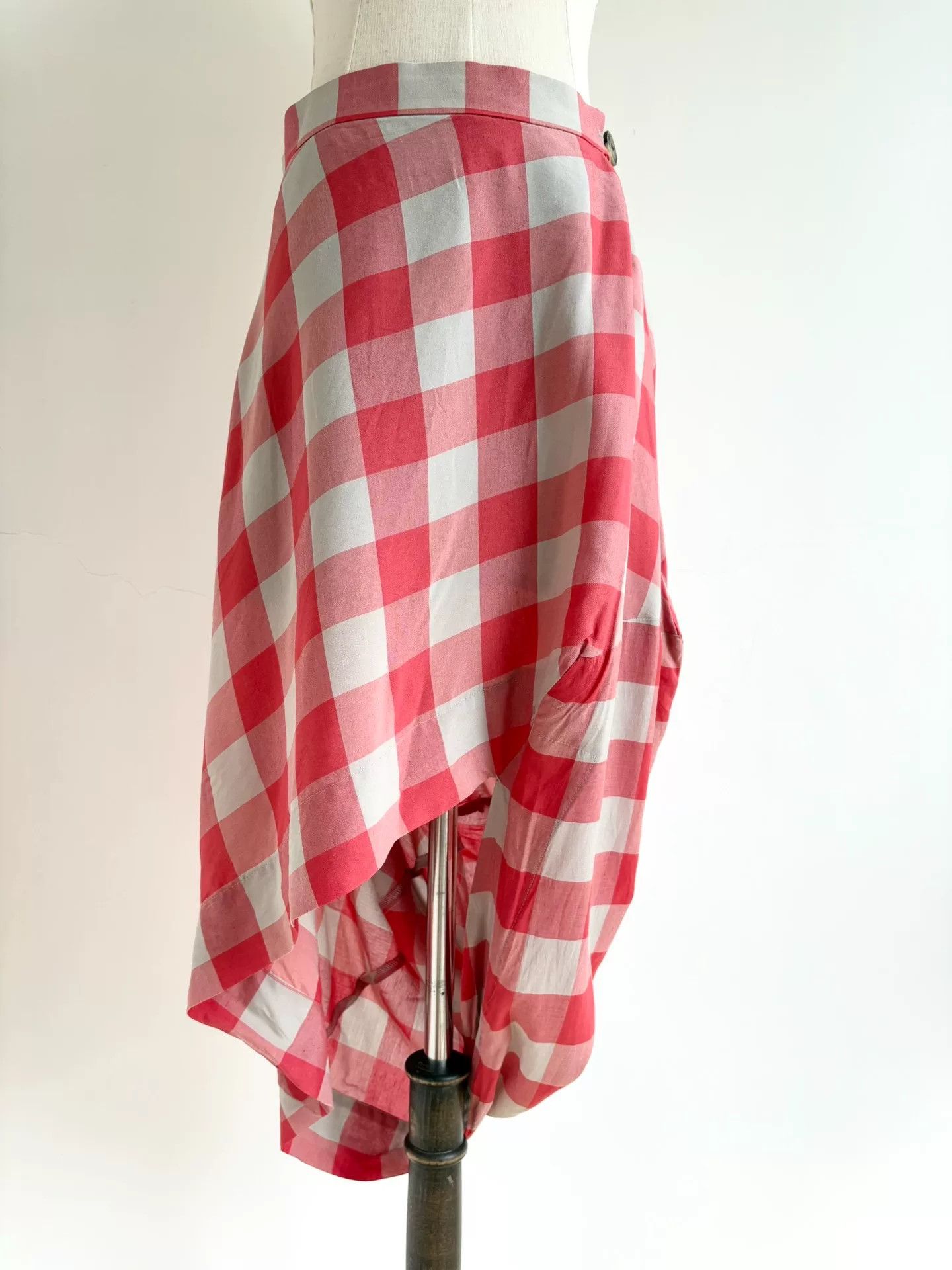 Vivienne Westwood Vivienne Westwood Vintage Red Gray Plaid Irregular Skirt Size 40" / US 18 - 5 Thumbnail