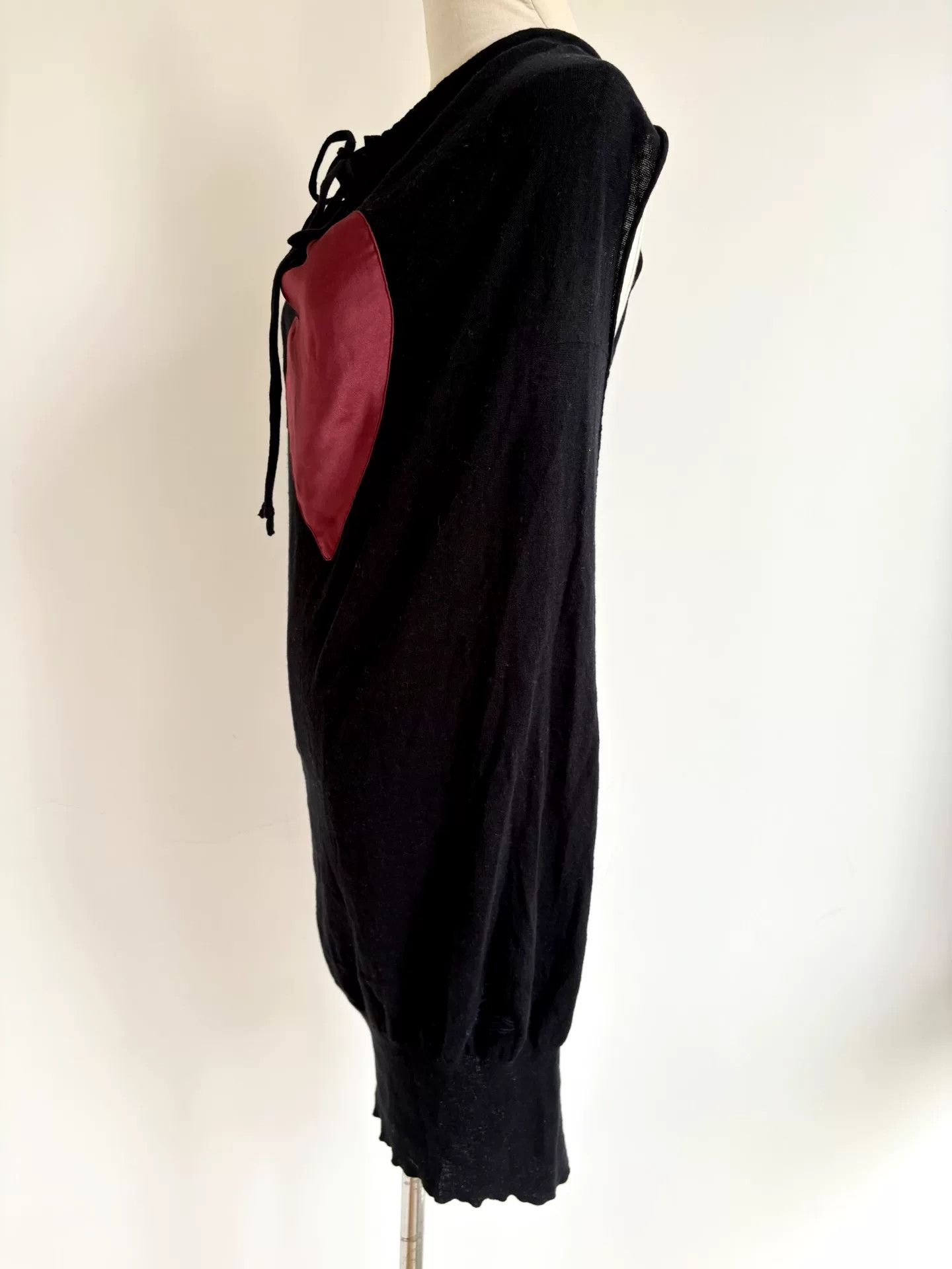 Vivienne Westwood Vivienne Westwood Vintage Black Heart Knit Dress Size M / US 6-8 / IT 42-44 - 4 Thumbnail