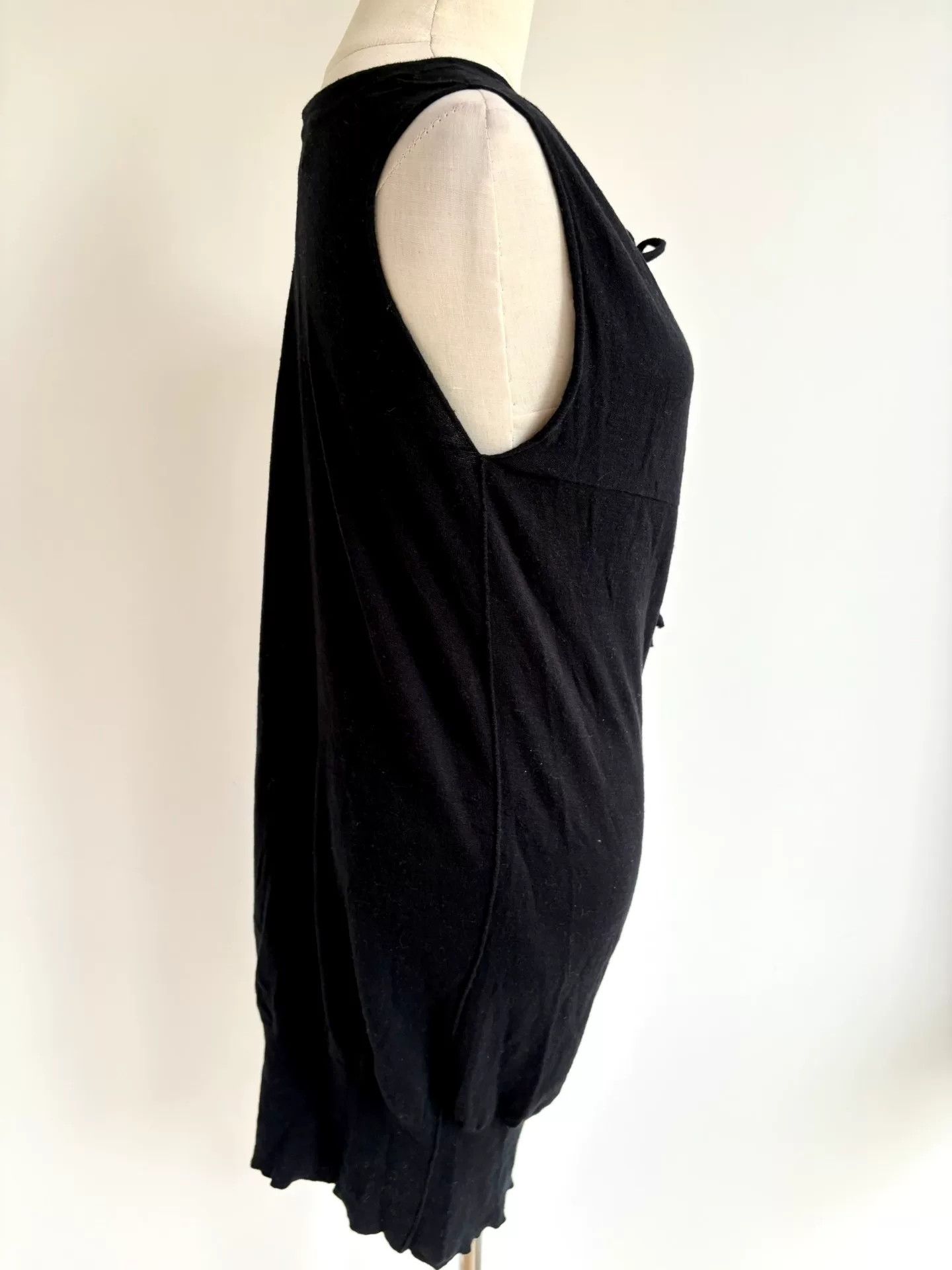 Vivienne Westwood Vivienne Westwood Vintage Black Heart Knit Dress Size M / US 6-8 / IT 42-44 - 5 Thumbnail