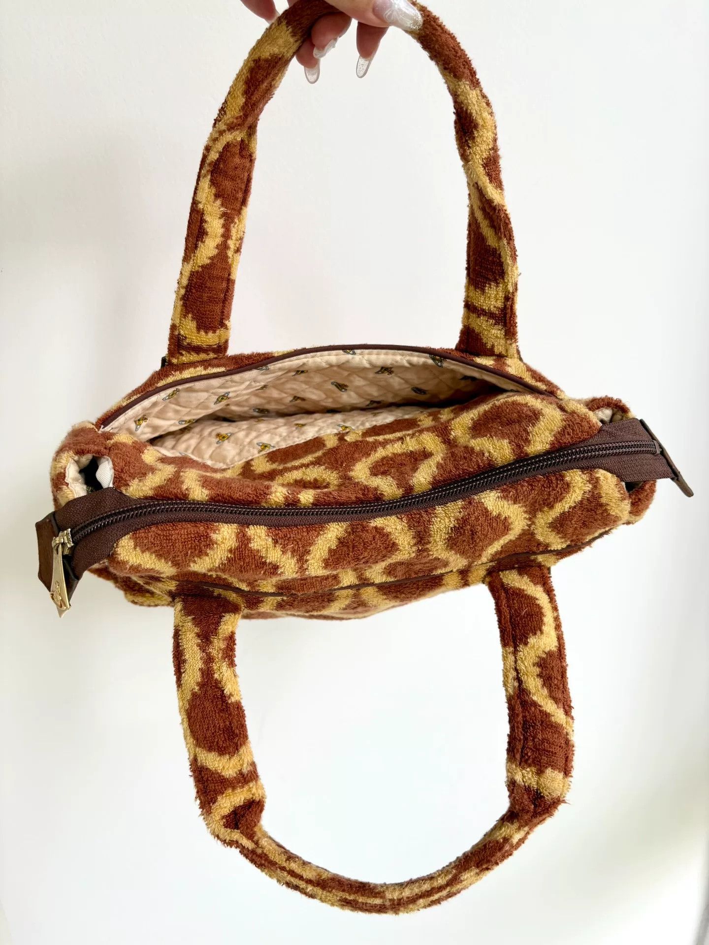 Vivienne Westwood Vivienne Westwood Vintage Brown Pirate Print Handbag Size ONE SIZE - 6 Thumbnail