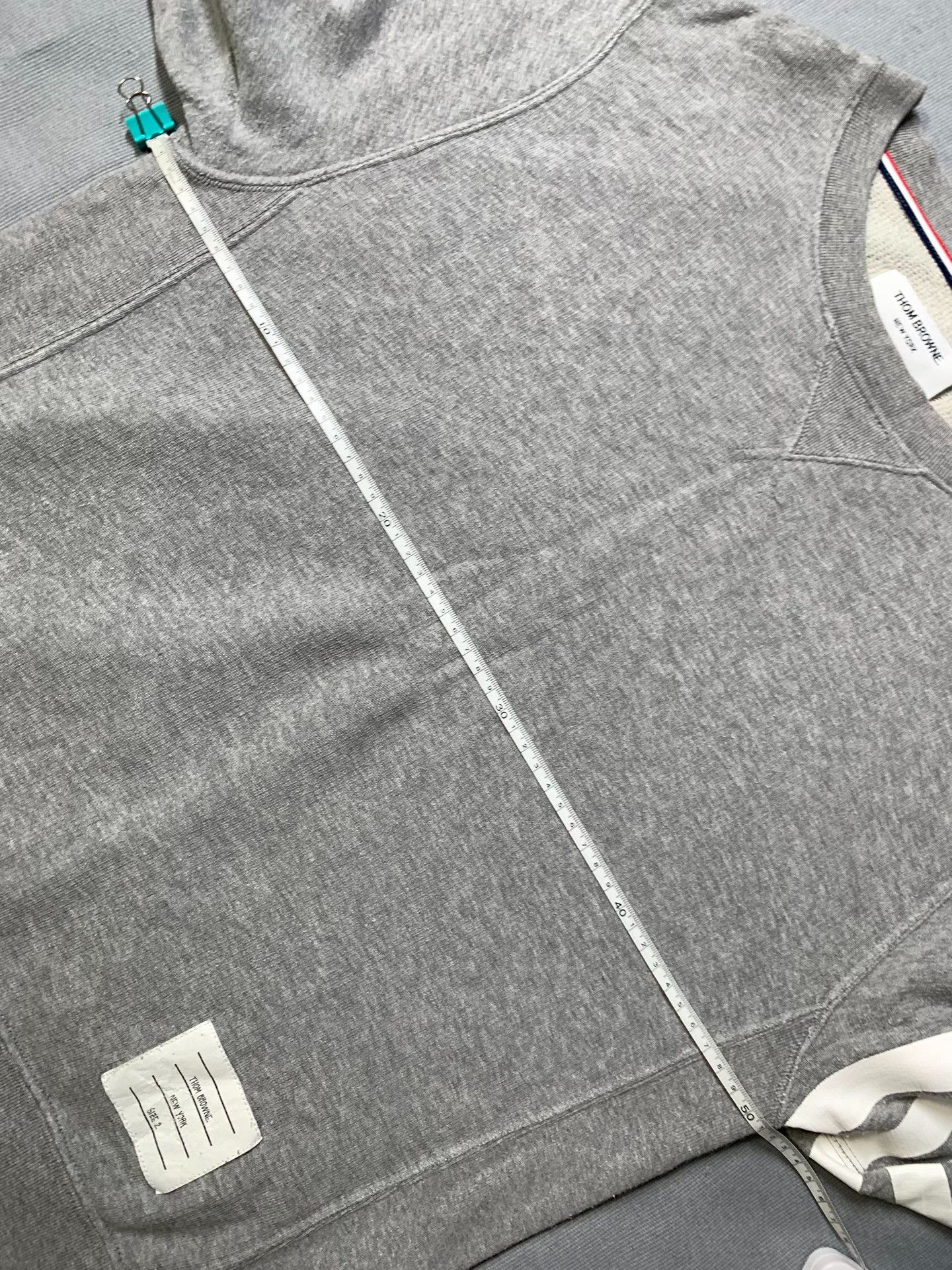 Thom Browne Thom Browne Gray Four-Stripe Sweatshirt Size US M / EU 48-50 / 2 - 8 Thumbnail