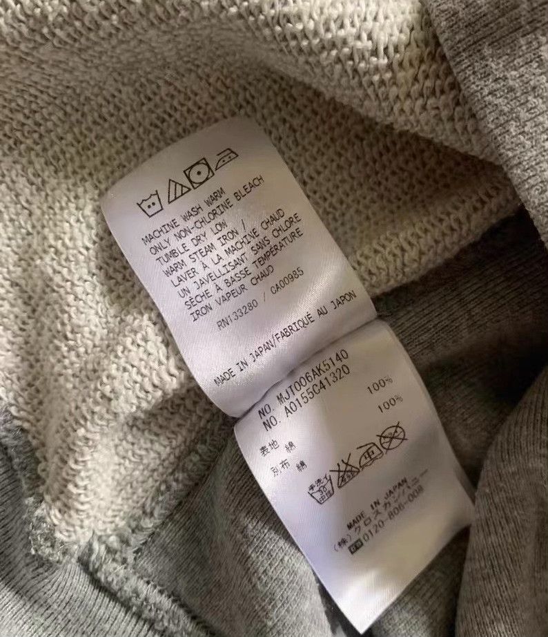 Thom Browne Thom Browne Gray Four-Stripe Sweatshirt Size US M / EU 48-50 / 2 - 6 Thumbnail