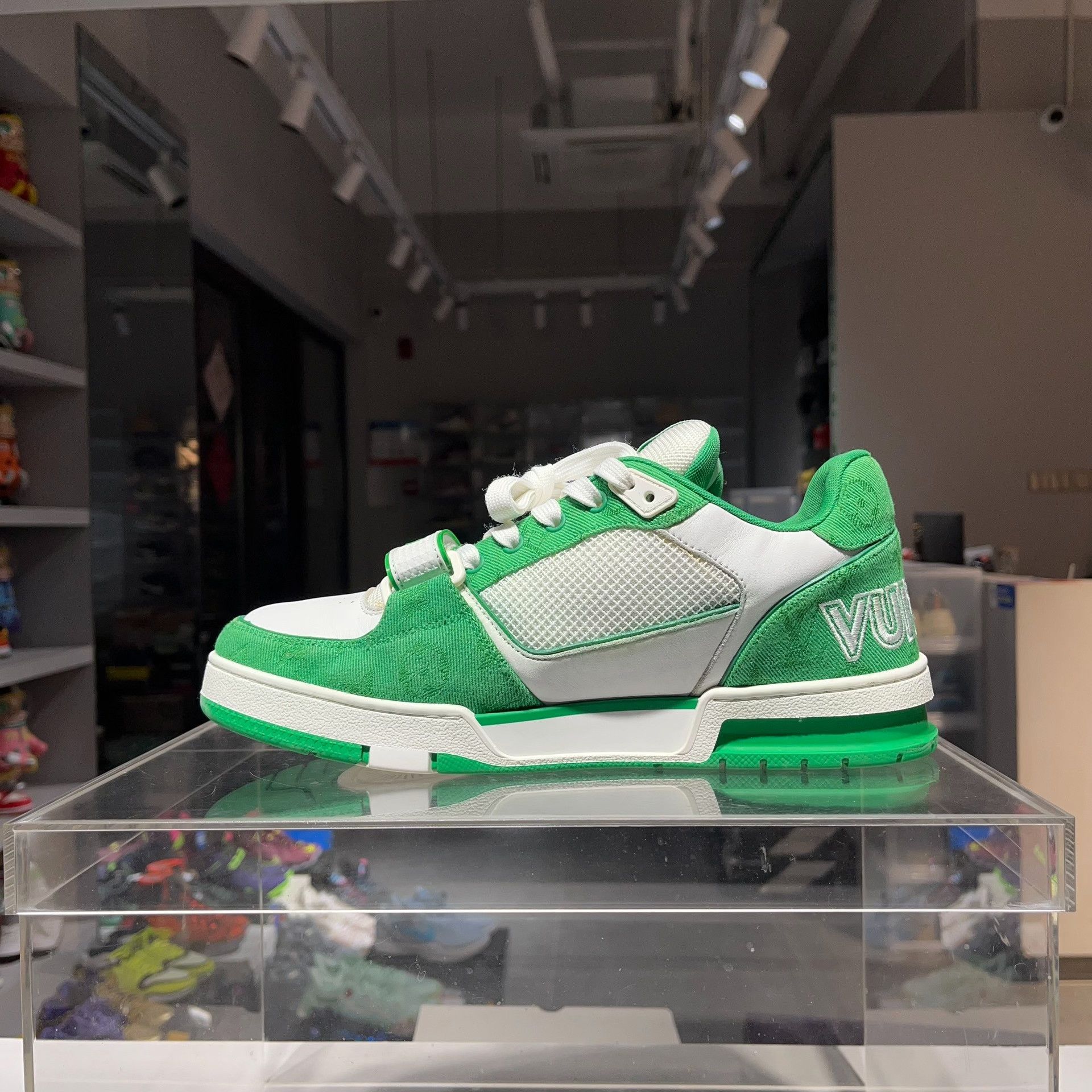 Louis Vuitton Louis Vuitton Training Denim Green Lowtop Sneakers 9 Men Size US 9 / EU 42 - 6 Thumbnail