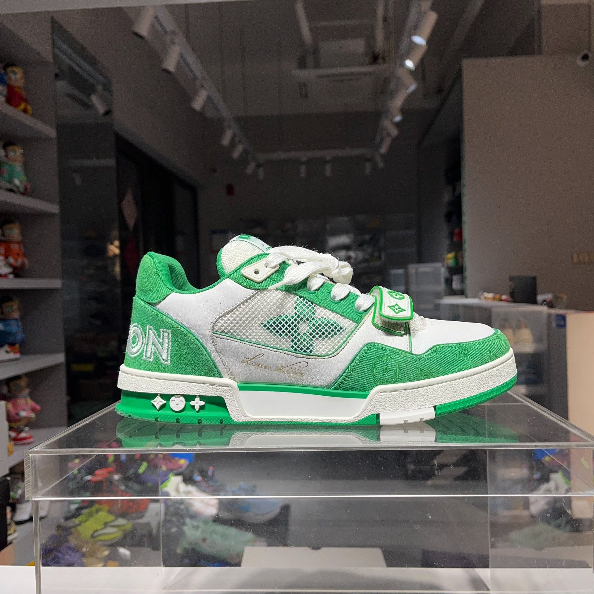 Louis Vuitton Louis Vuitton Training Denim Green Lowtop Sneakers 9 Men Size US 9 / EU 42 - 5 Thumbnail