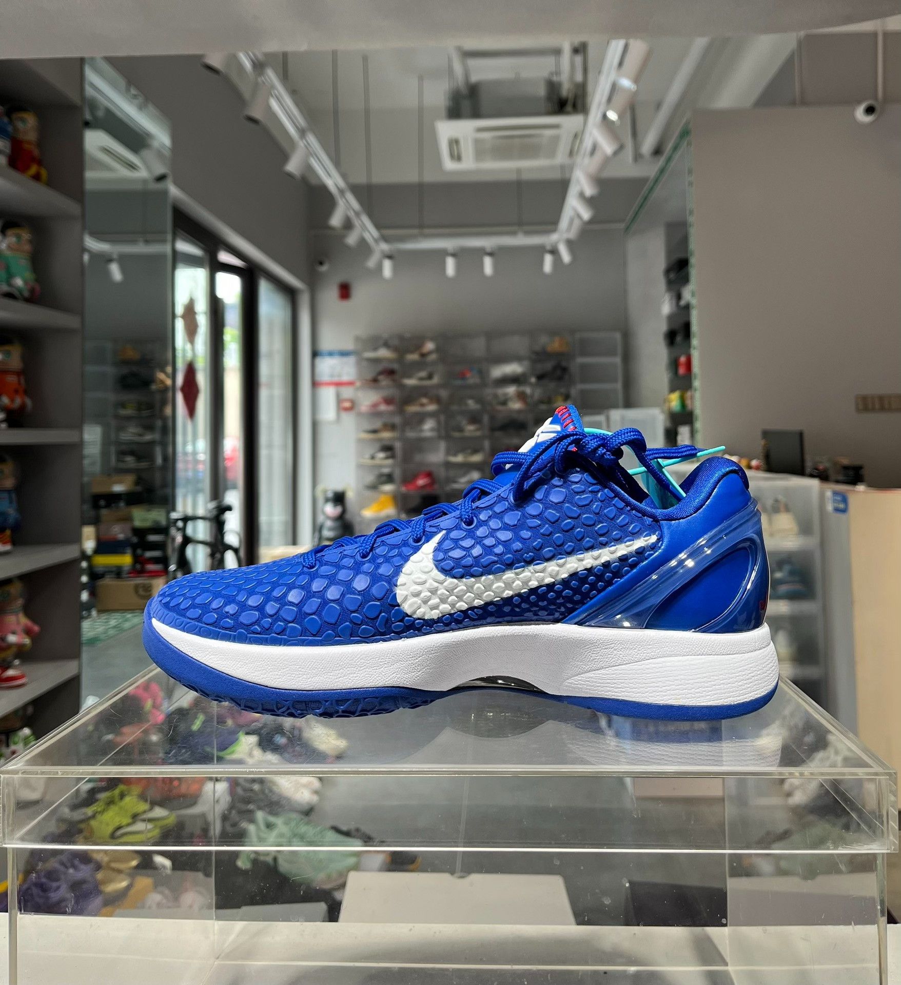 Nike Nike Lowtop Sneakers 11 Men Size US 11 / EU 44 - 5 Thumbnail