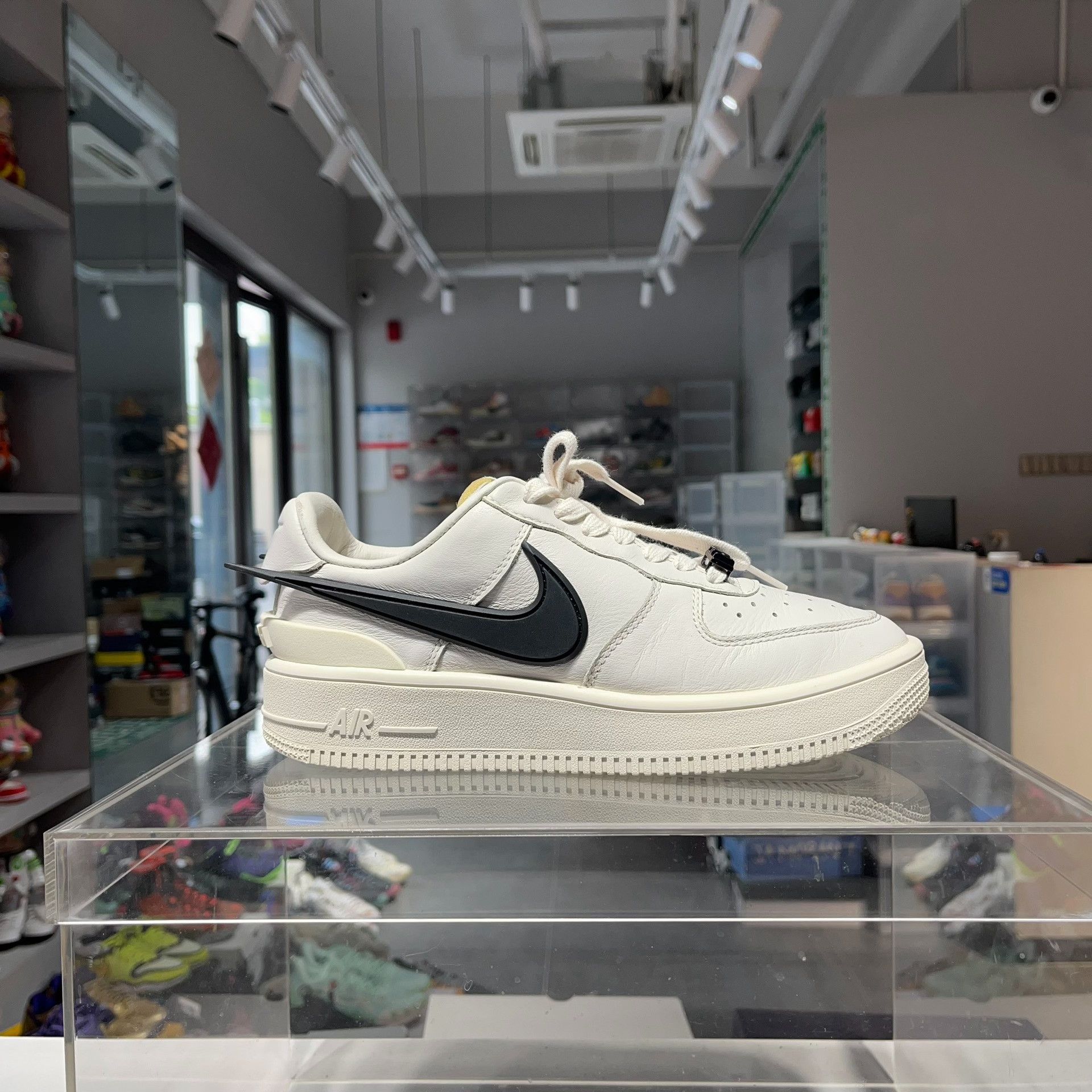 Ambush Design Ambush Design AIR FORCE 1 White Lowtop Sneakers 6 Men Size US 6 / EU 39 - 5 Thumbnail