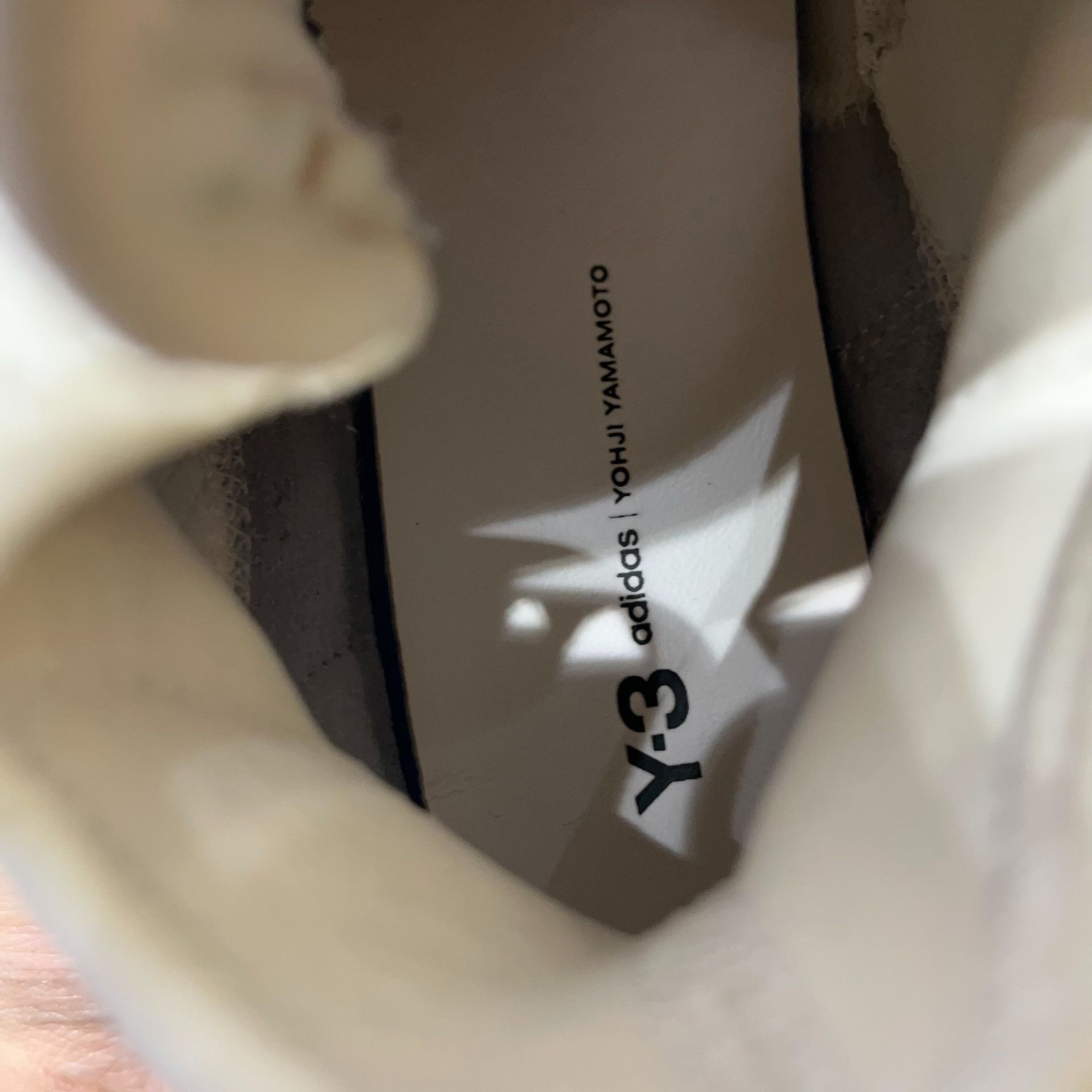 Y-3 Y-3 White Lowtop Sneakers 9 Men Size US 9 / EU 42 - 7 Thumbnail